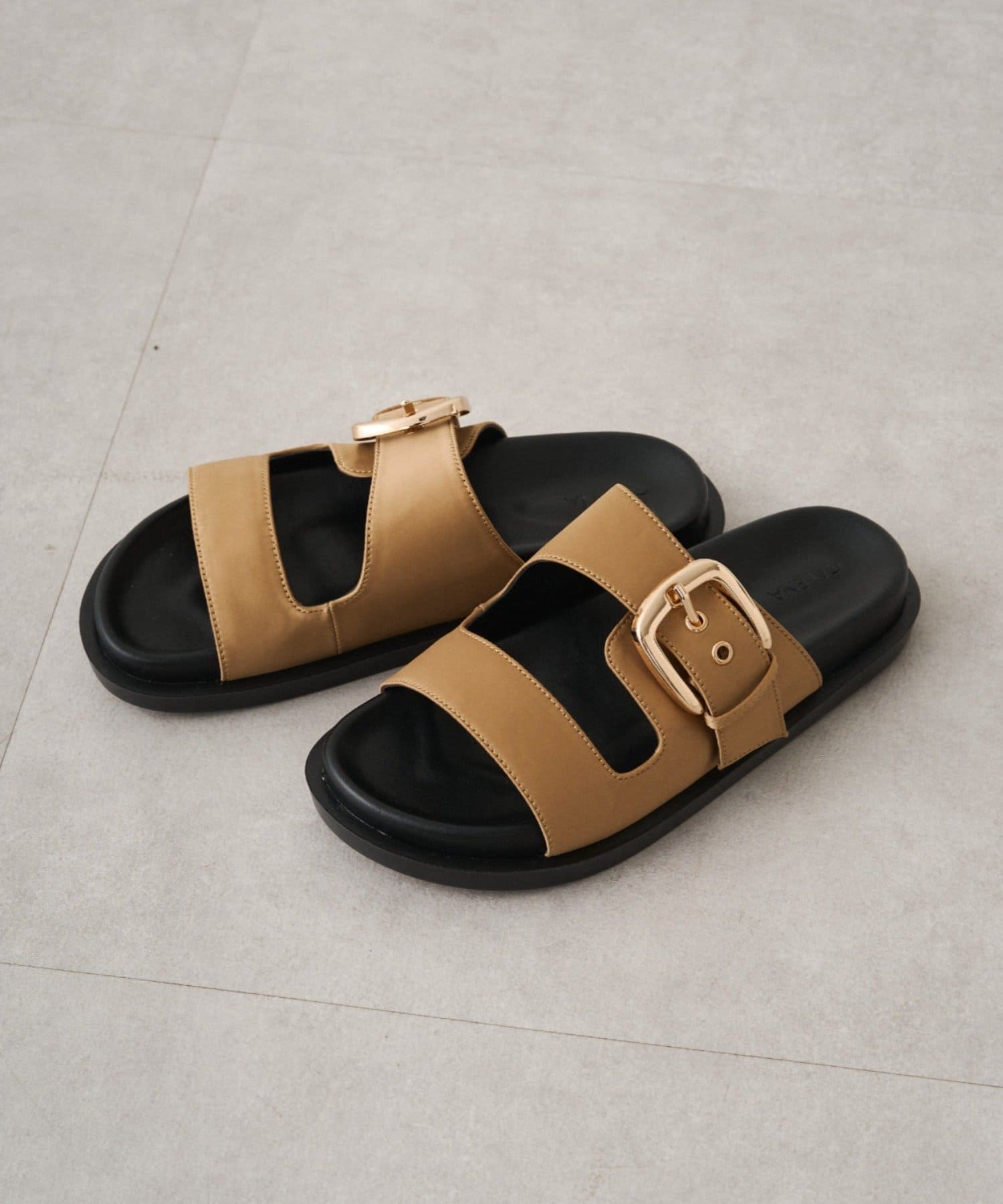 LOUNGEDRESS(ラウンジドレス) 【GALENA/ガレナ】メタルバックルサンダル