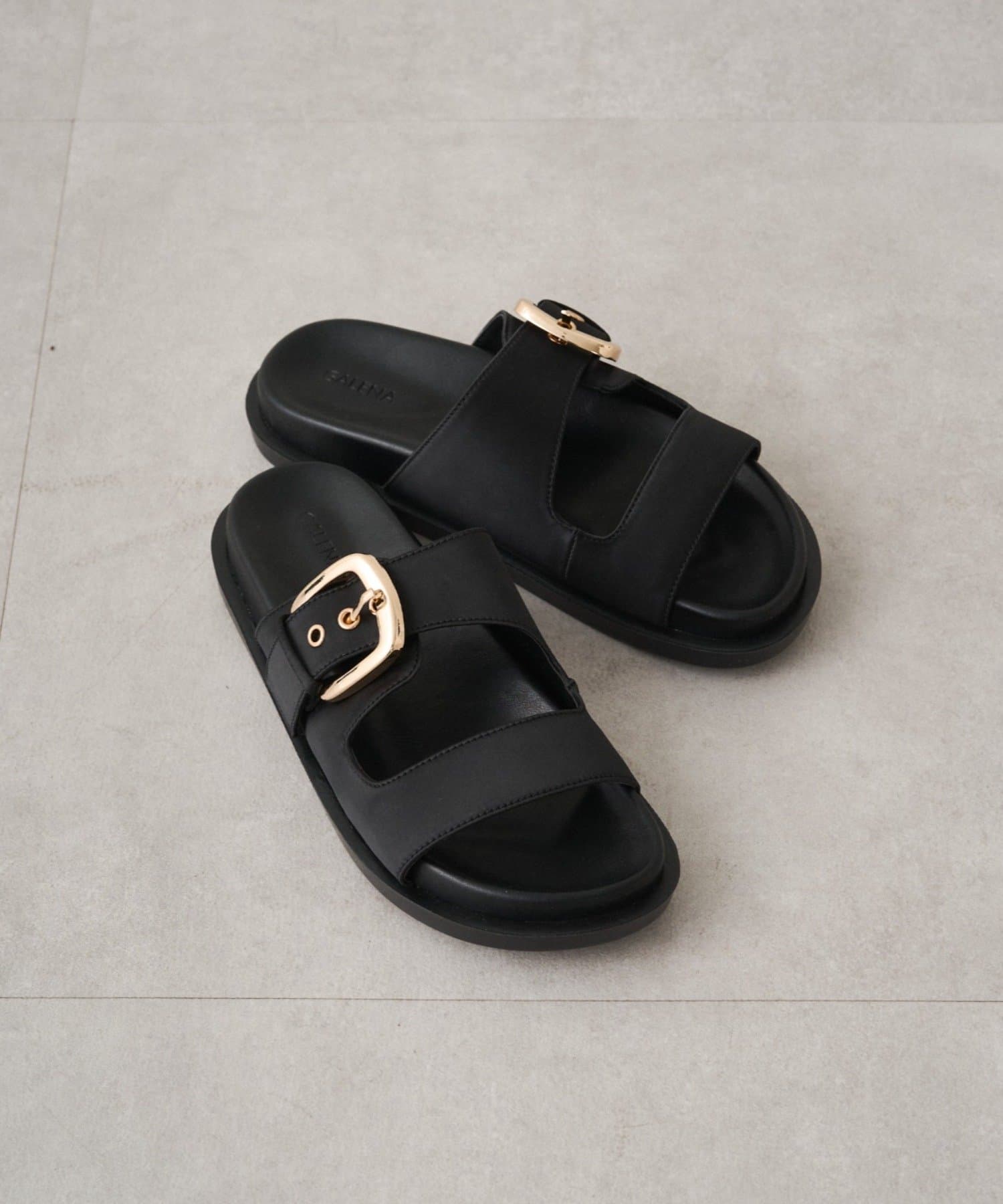 LOUNGEDRESS(ラウンジドレス) 【GALENA/ガレナ】メタルバックルサンダル