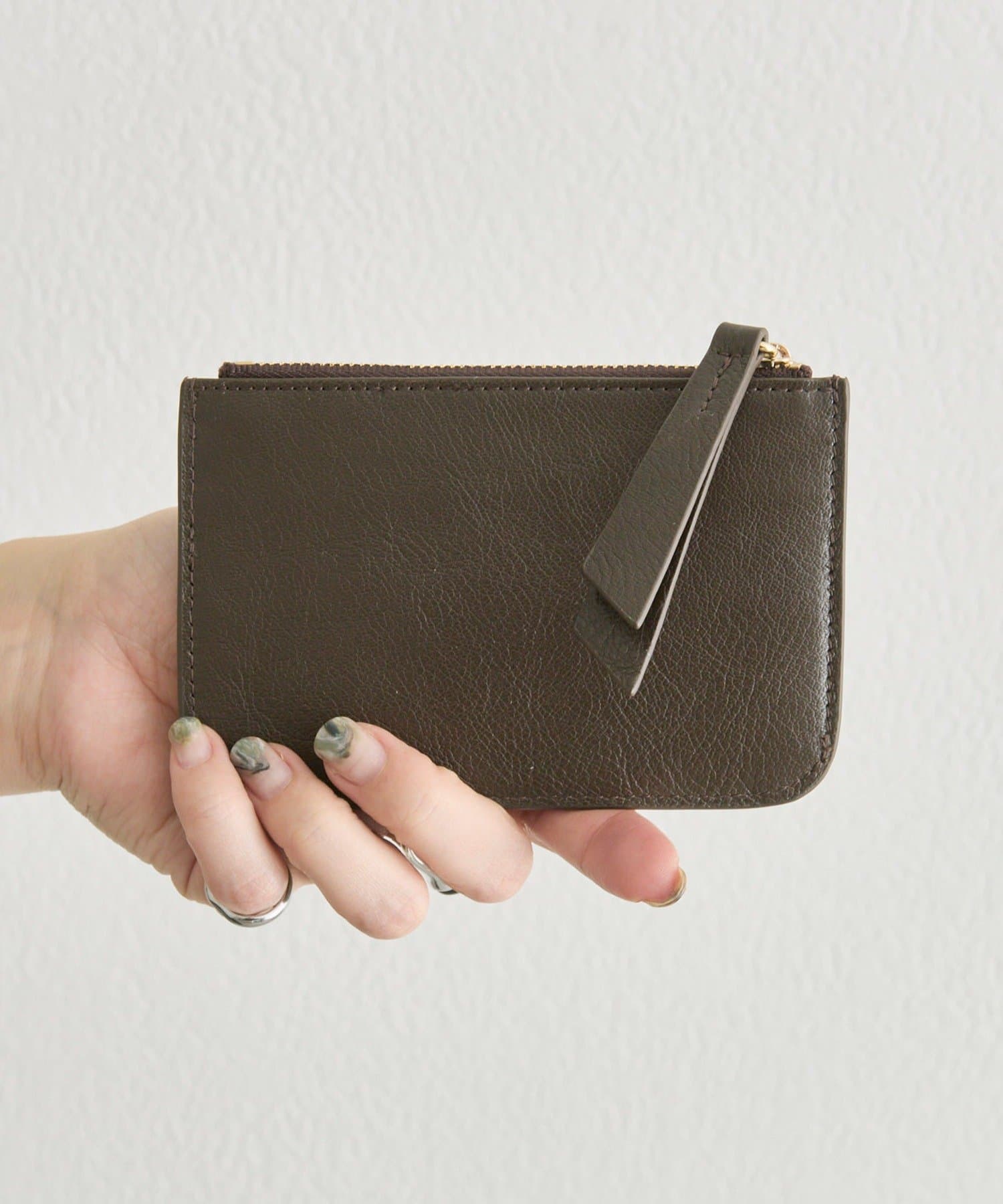 ear PAPILLONNER(イア パピヨネ) 《本革》ミニレザーフラグメントケース