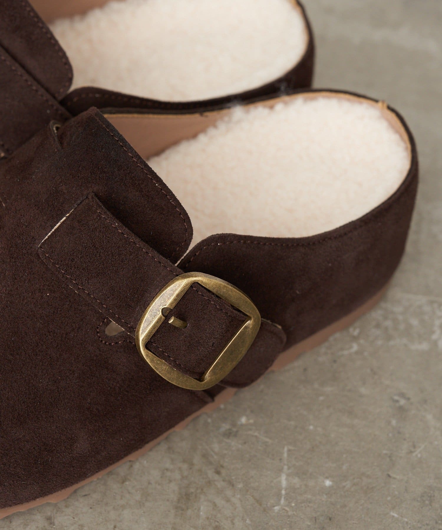 RAY CASSIN(レイカズン) 厚底スリッポン