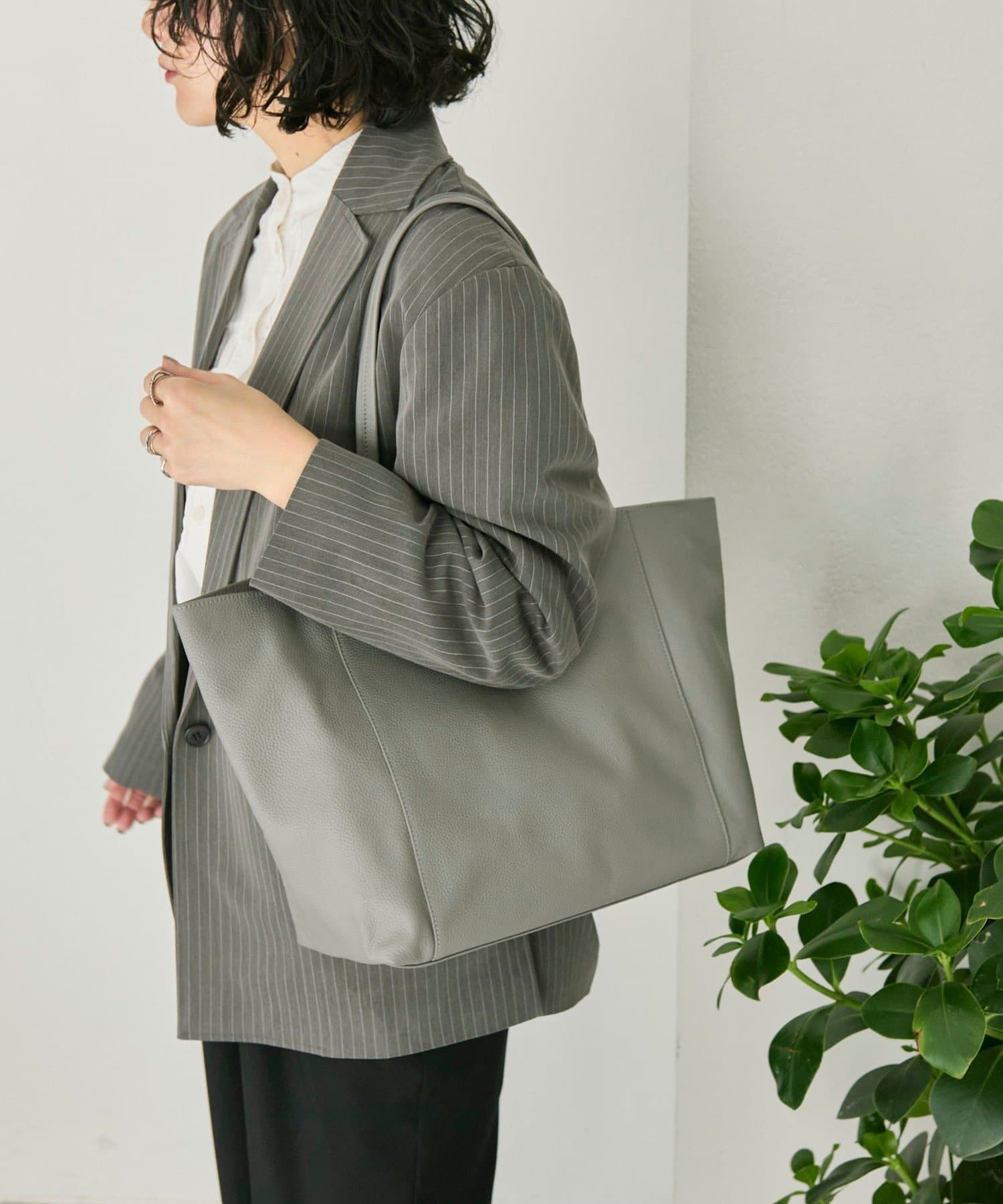 ear PAPILLONNER(イア パピヨネ) 【インフルエンサーouchi企画】2ハンドルトートバッグ　Lサイズ