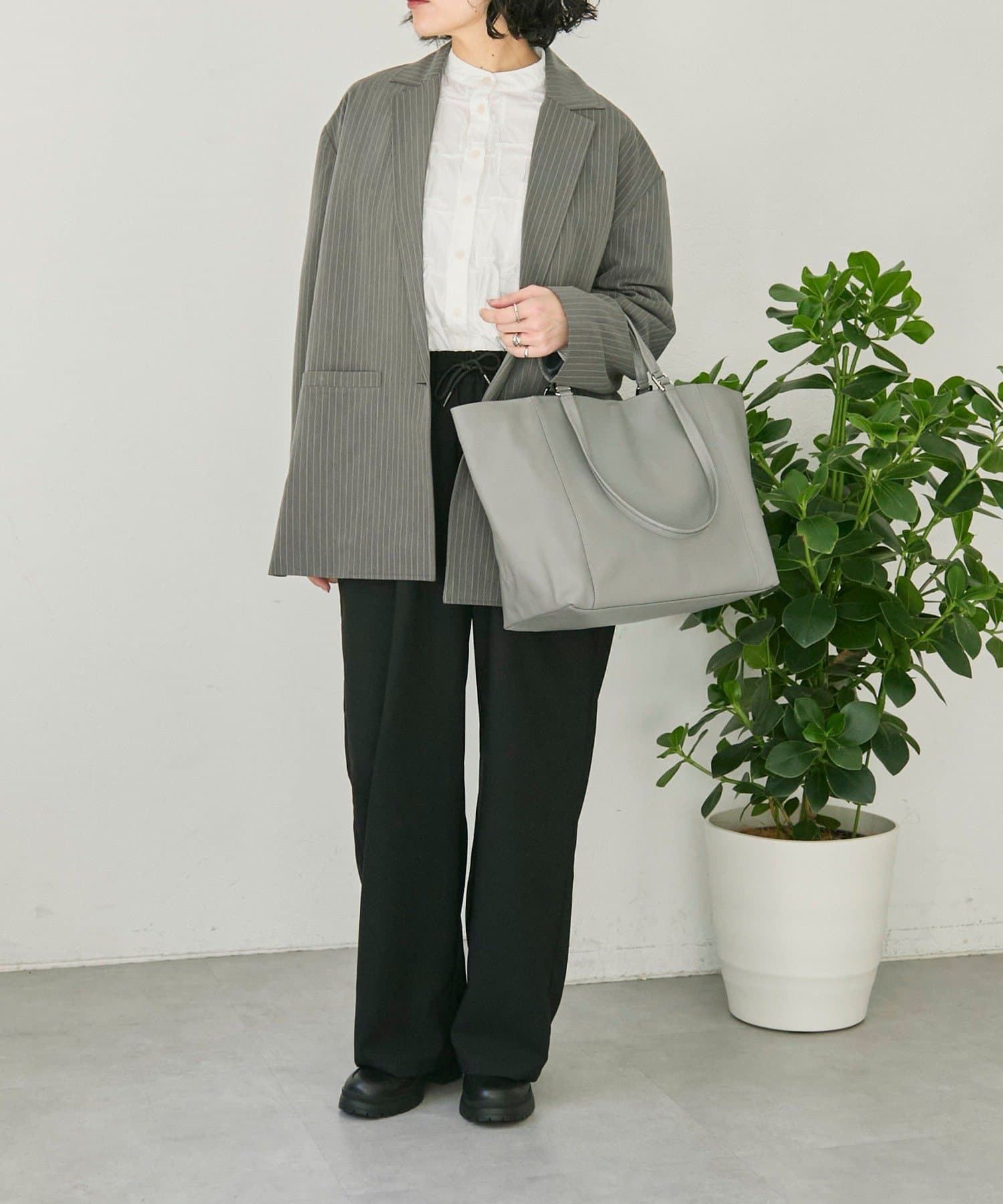 ear PAPILLONNER(イア パピヨネ) 【インフルエンサーouchi企画】2ハンドルトートバッグ　Lサイズ