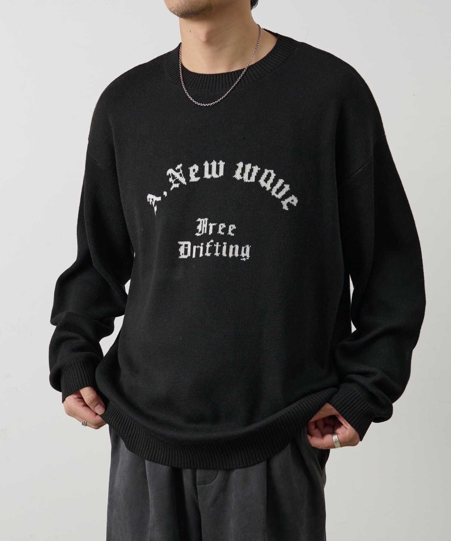 COLONY 2139(コロニー トゥーワンスリーナイン) アーチロゴジャガードニット