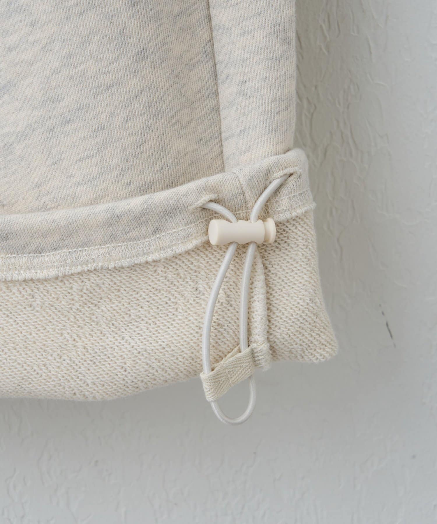 DISCOAT(ディスコート) 【Enlude】ワンポイント刺繍バレルスウェットパンツ《ユニセックス》