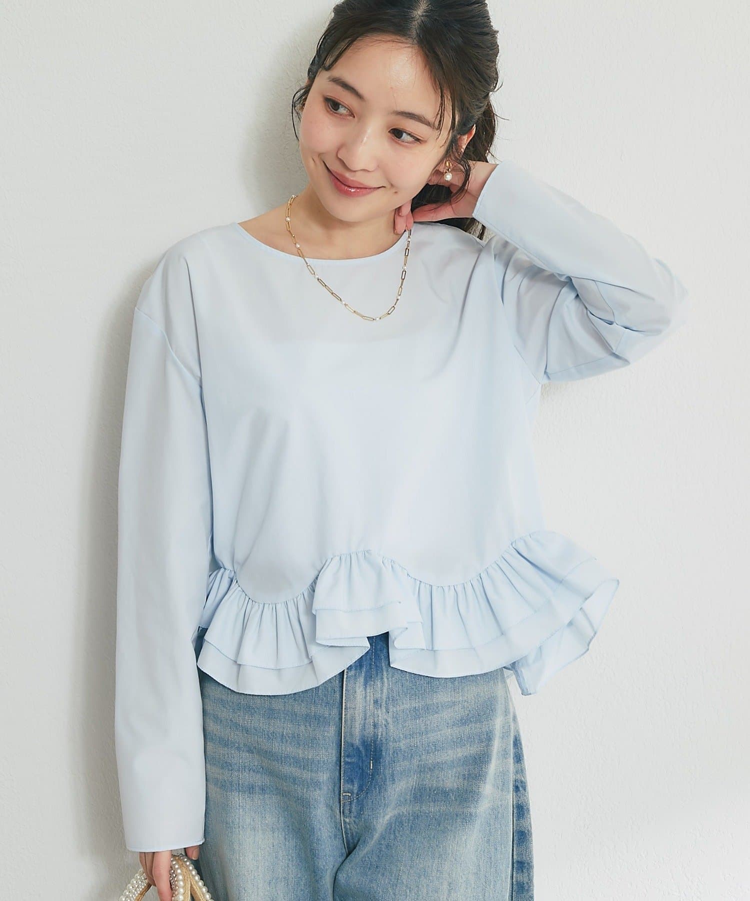 La boutique BonBon(ラブティックボンボン) ランダムヘムペプラムブラウス