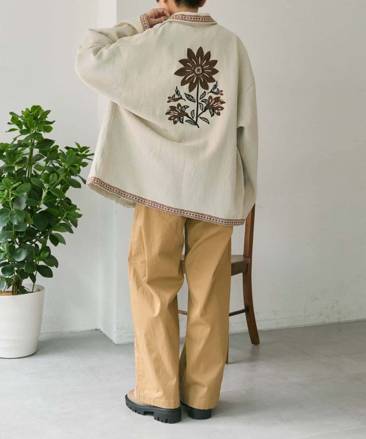 ear PAPILLONNER(イア パピヨネ) 《ヒップが隠れる丈感》花柄刺しゅうジャケット【SUM1 STYLE(スミスタイル)】