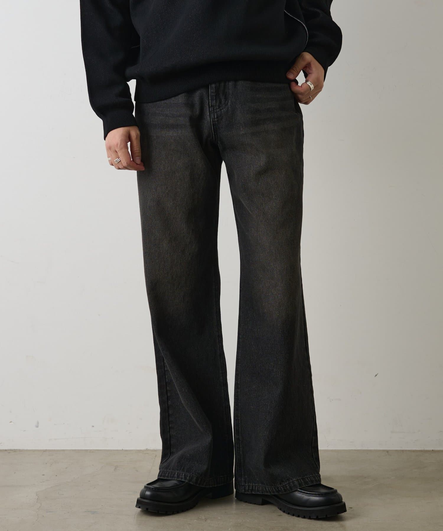 COLONY 2139(コロニー トゥーワンスリーナイン) 【セットアップ対応】セミフレアウォッシュドデニムパンツ