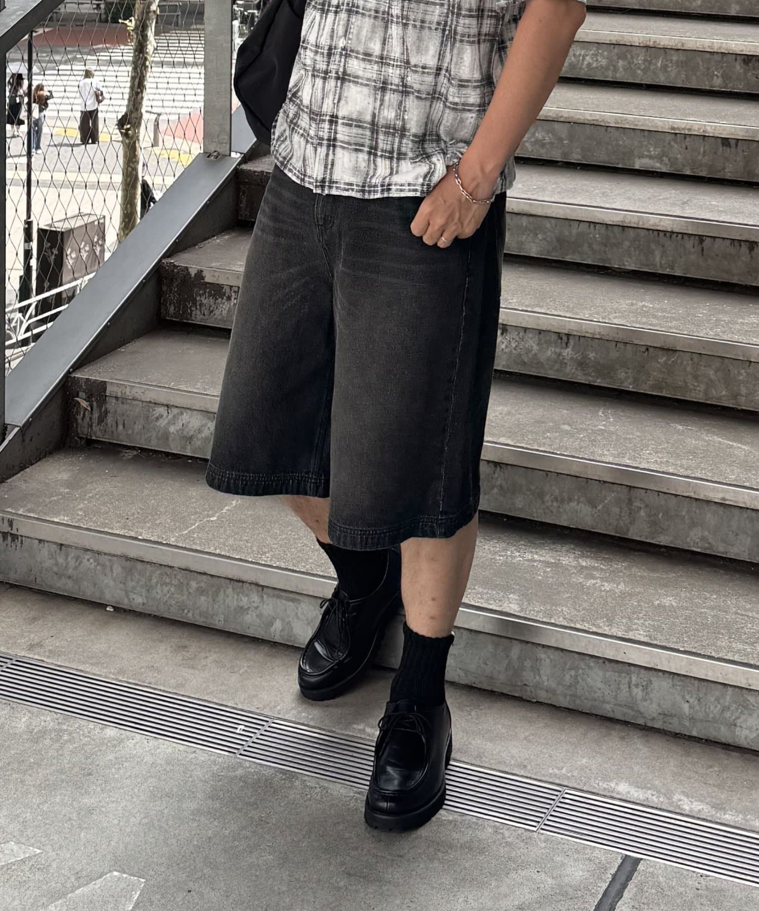 COLONY 2139(コロニー トゥーワンスリーナイン) デニムバギーショーツ