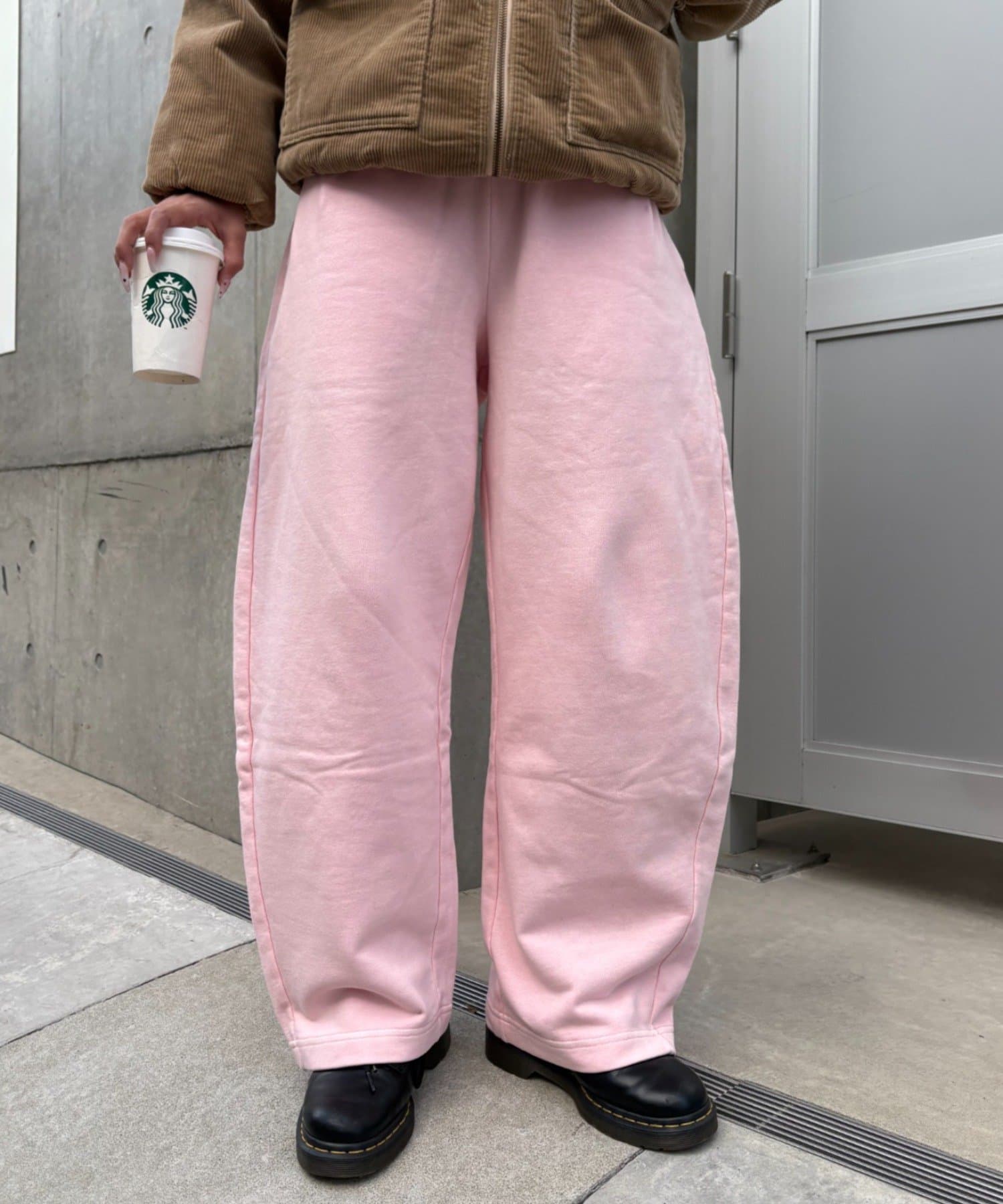 CIAOPANIC TYPY(チャオパニックティピー) 【UNISEX】ピグメント裏毛スウェットカーブパンツ