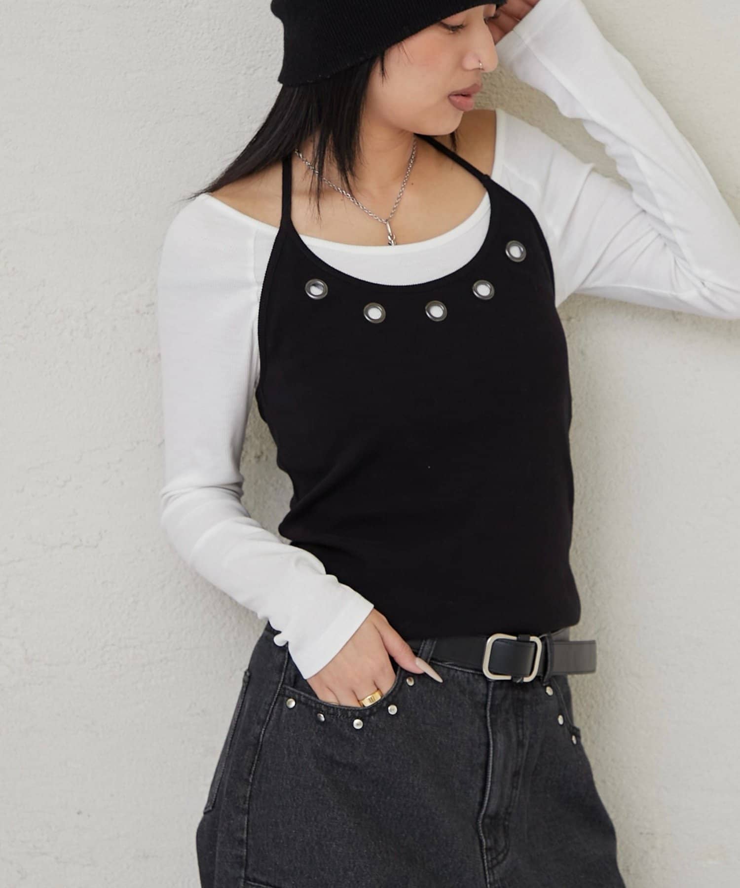WHO’S WHO gallery(フーズフーギャラリー) EYELET HALTER LAYERED TOPS