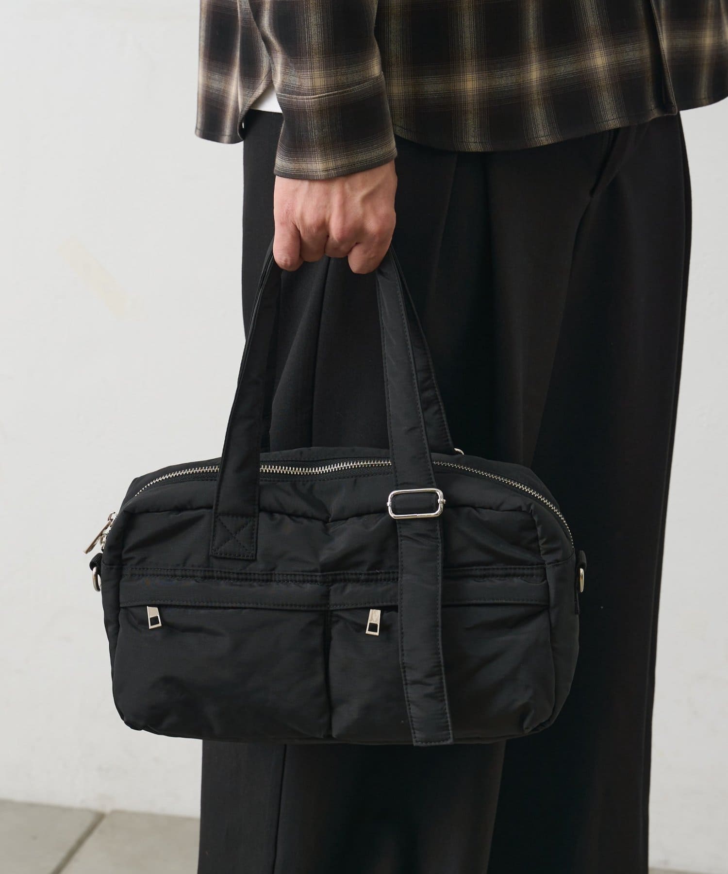 COLONY 2139(コロニー トゥーワンスリーナイン) マルチポケットボストンバッグ