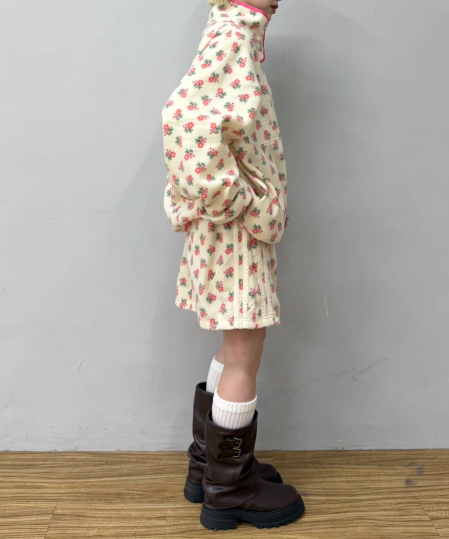 w closet(ダブルクローゼット) 花柄フリースミニスカート