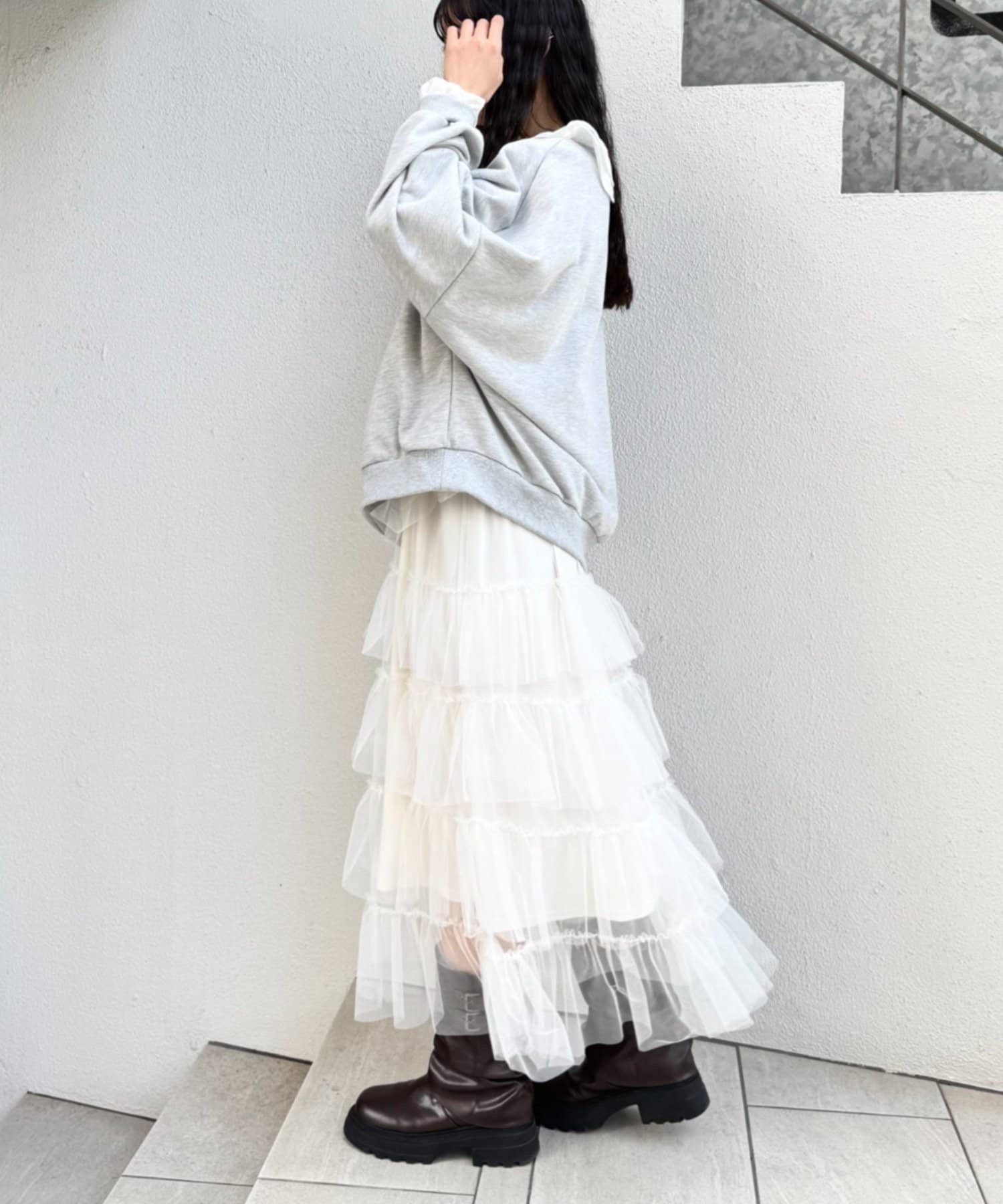 w closet(ダブルクローゼット) レースアップスウェット