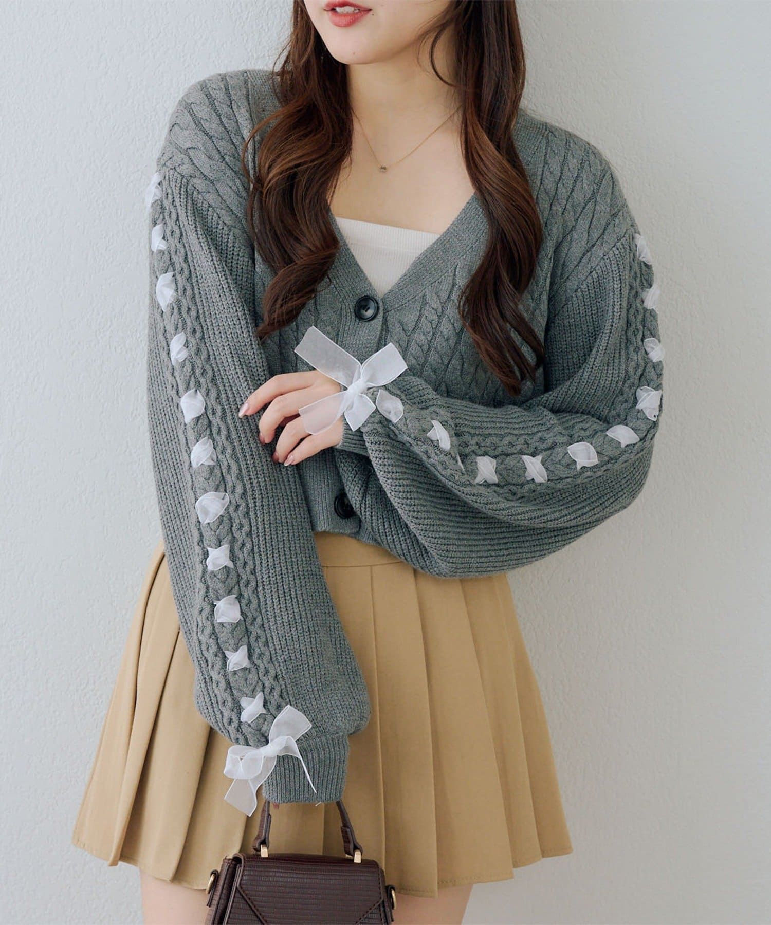 Remind me and forever(リマインドミーアンドフォーエバー) 袖レースアップカーデ