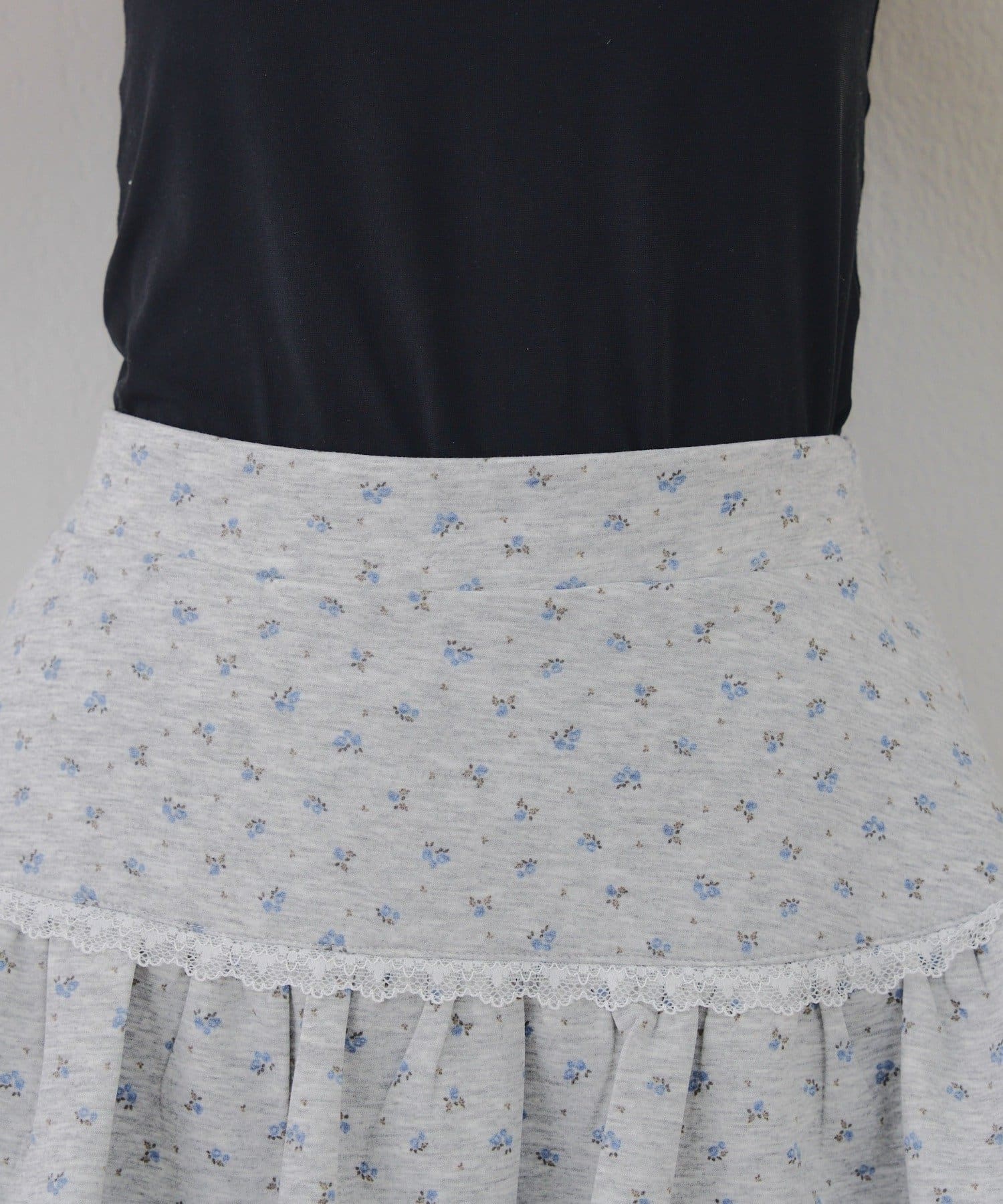 Remind me and forever(リマインドミーアンドフォーエバー) 【2026SS】レースバルーンミニスカート