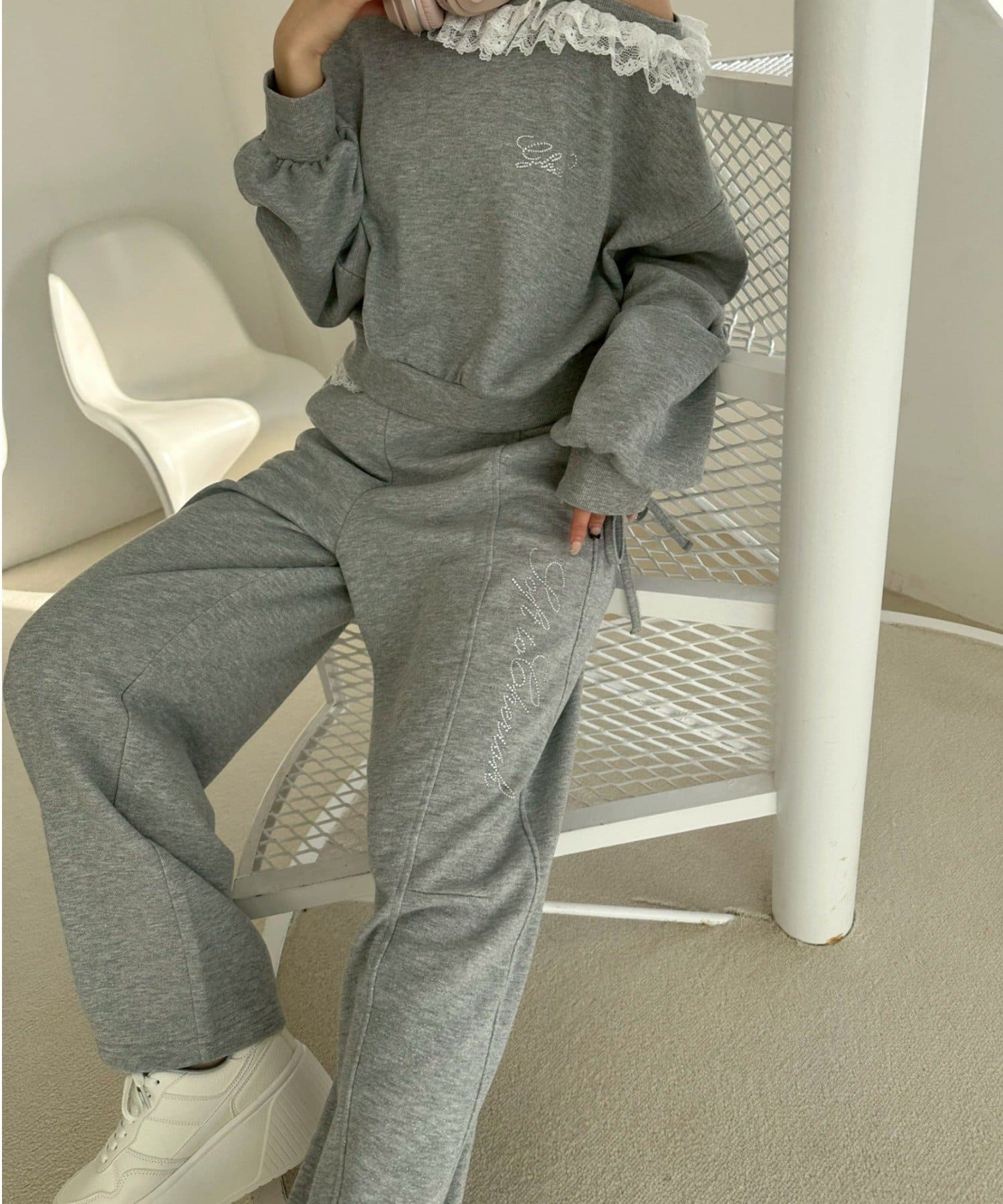 RMAF】ラメ裏毛スウェットパンツ | NICE CLAUP / OLIVE des OLIVE