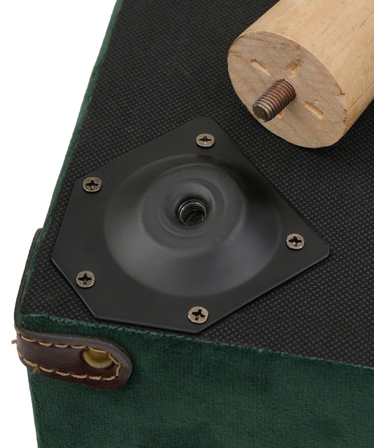 salut!(サリュ) トランク型脚付き収納スツール