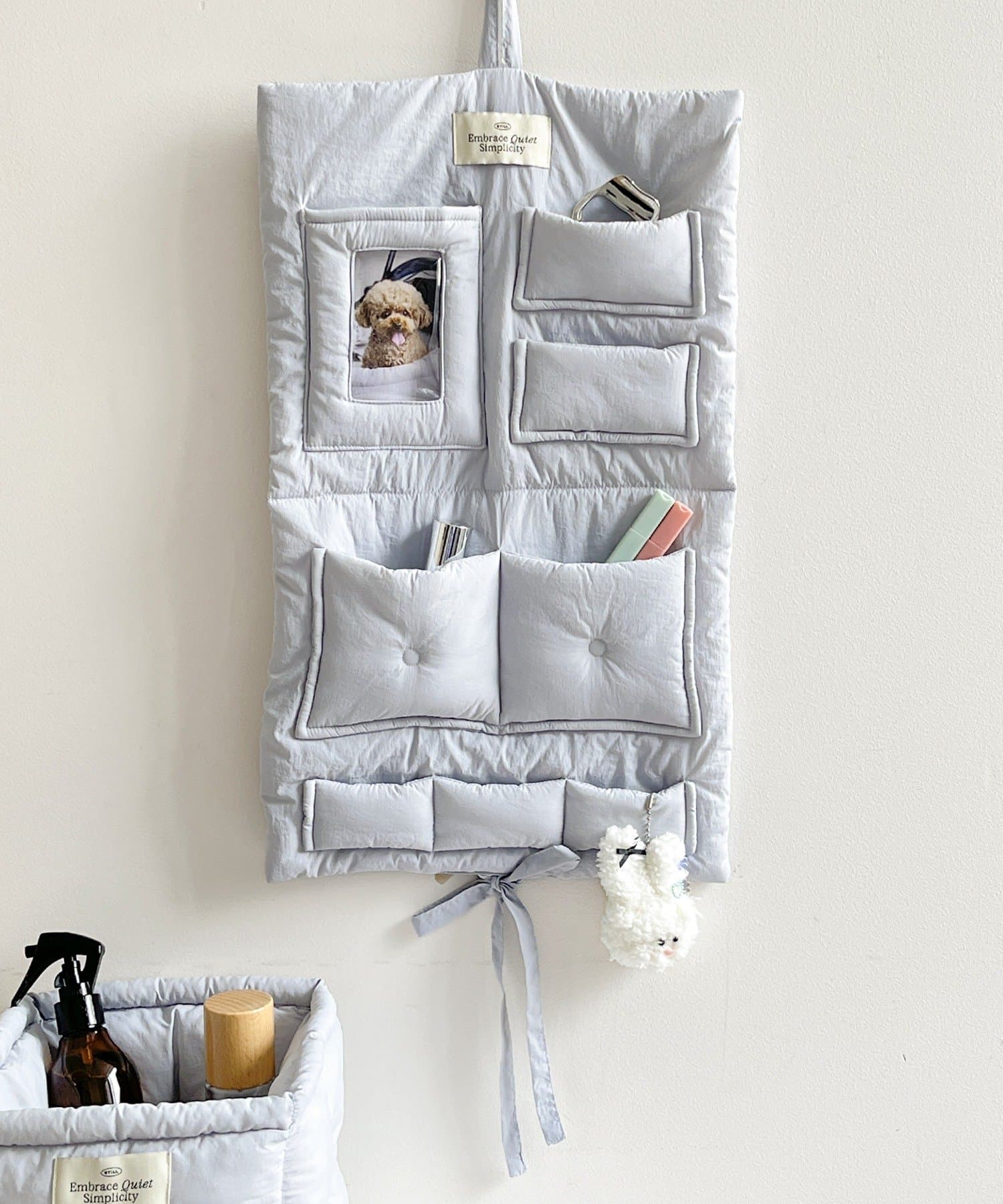 3COINS(スリーコインズ) モコモコウォールポケット