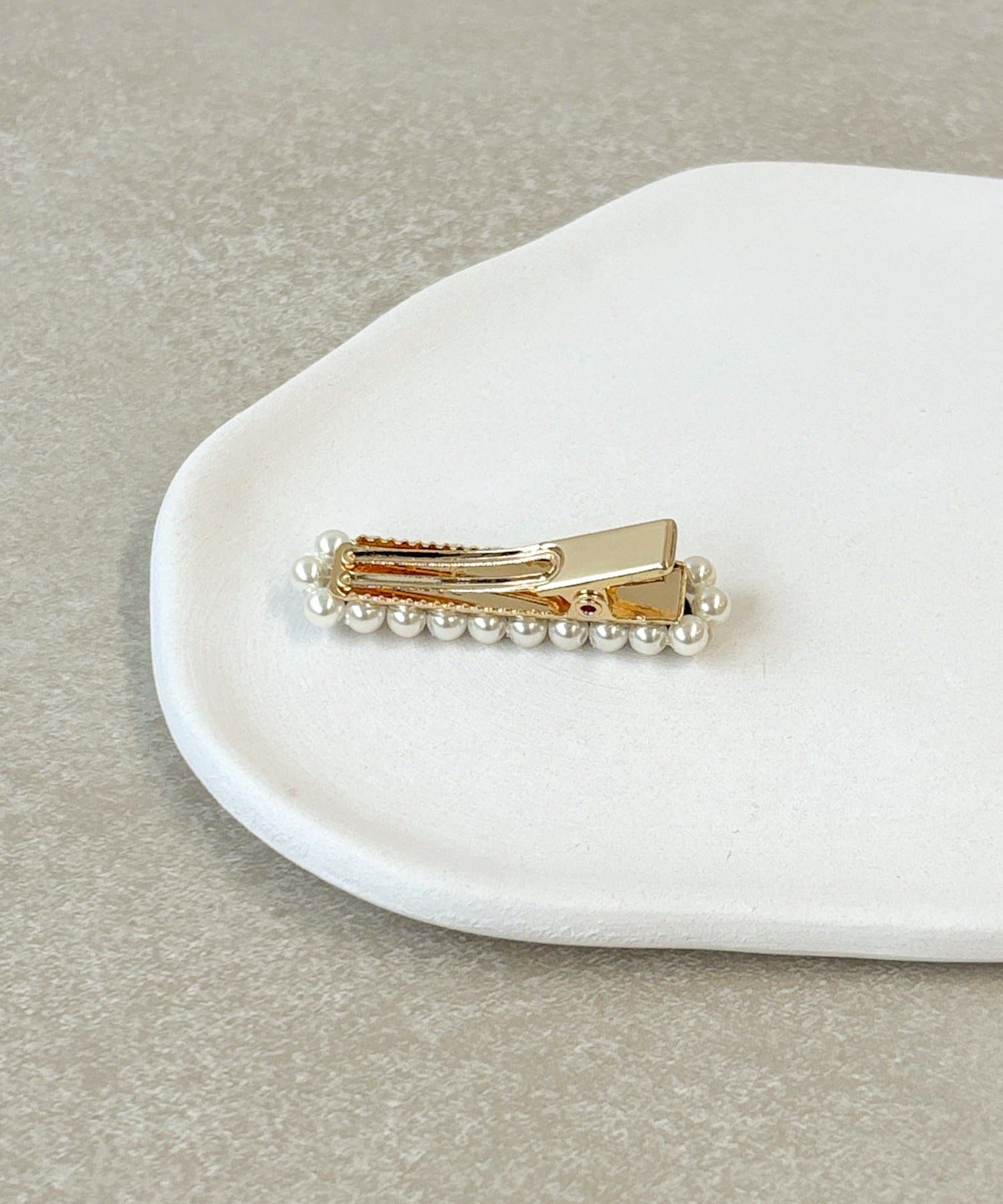 3COINS(スリーコインズ) フラワーパールミニクリップ2個セット