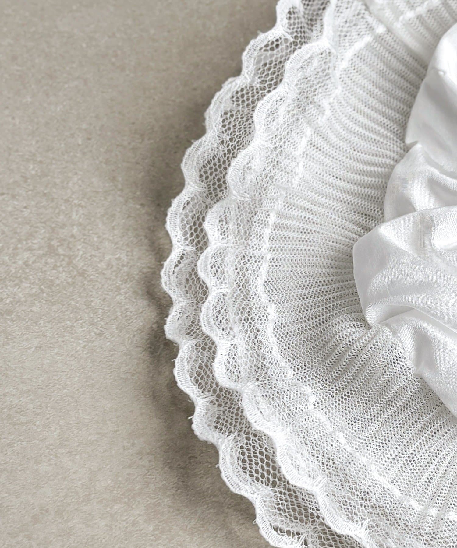 3COINS(スリーコインズ) レースビッグシュシュ