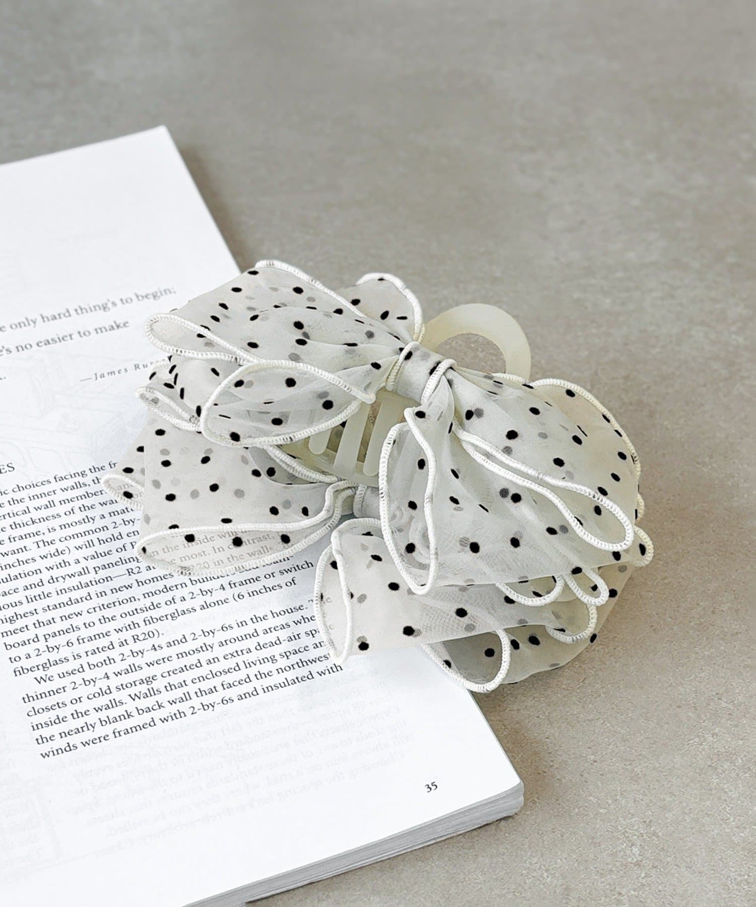 3COINS(スリーコインズ) ドットリボンバンス