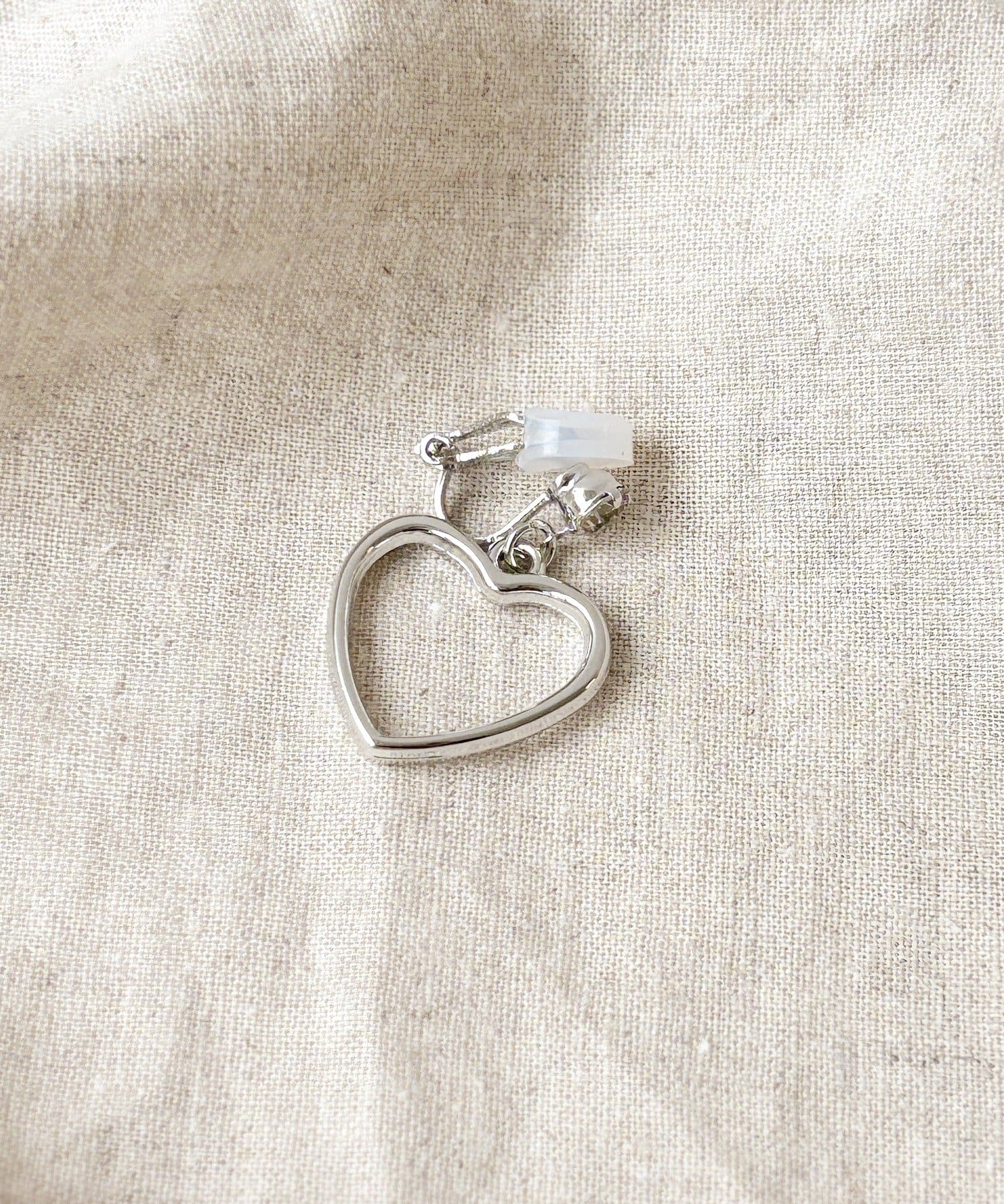 3COINS(スリーコインズ) ストーンメタルハートイヤリング／KIDS