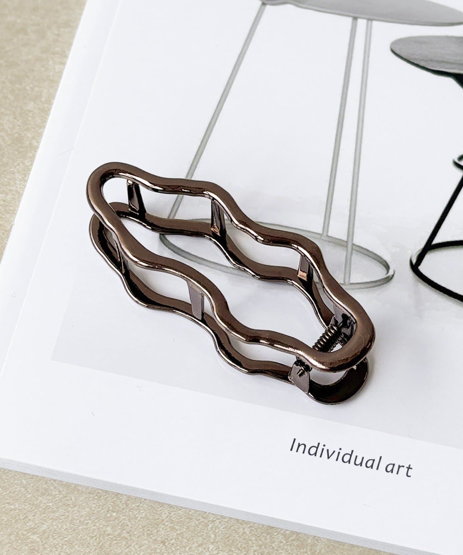 3COINS(スリーコインズ) メタルウェーブバナナ