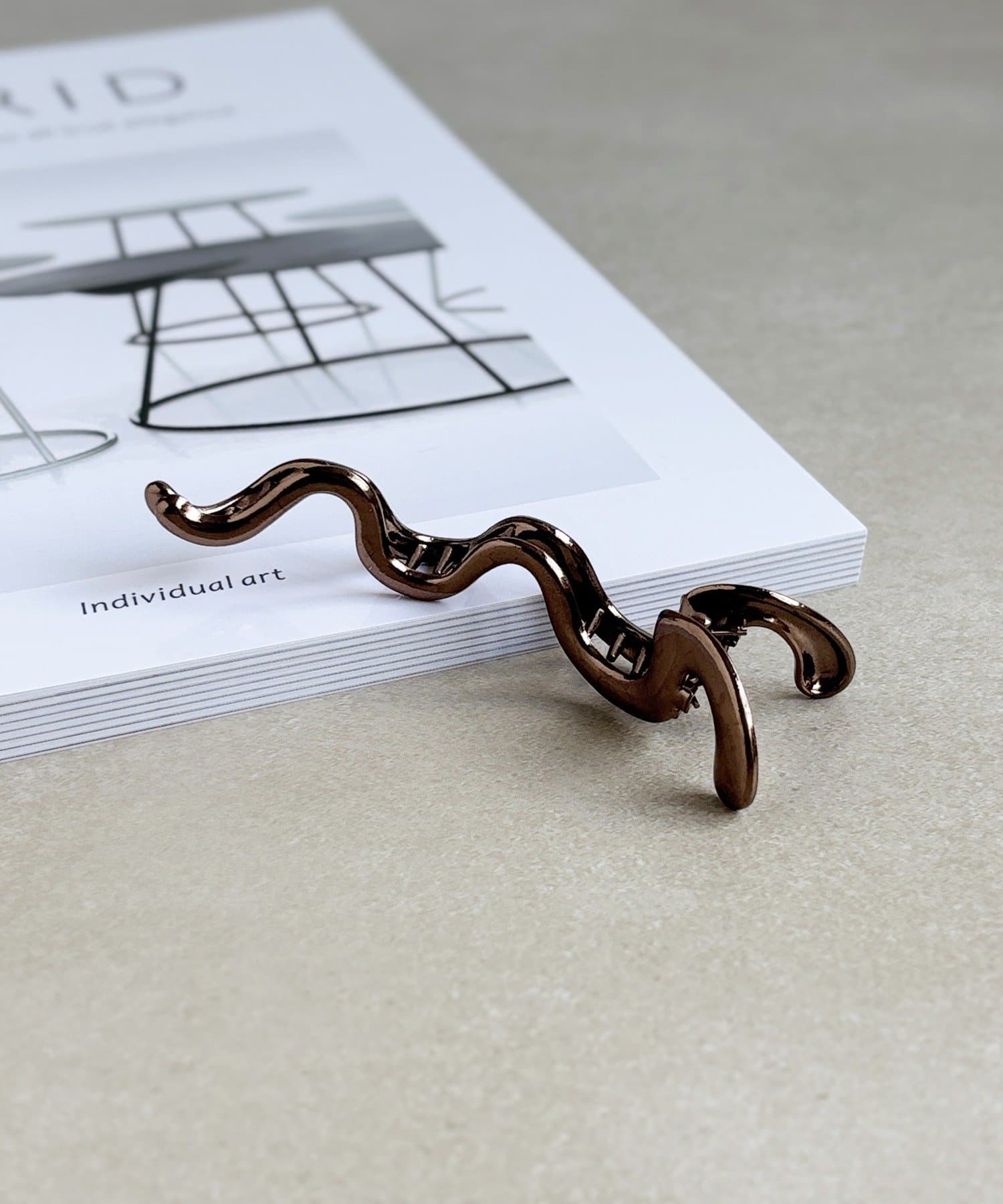 3COINS(スリーコインズ) メタルナミナミクリップ