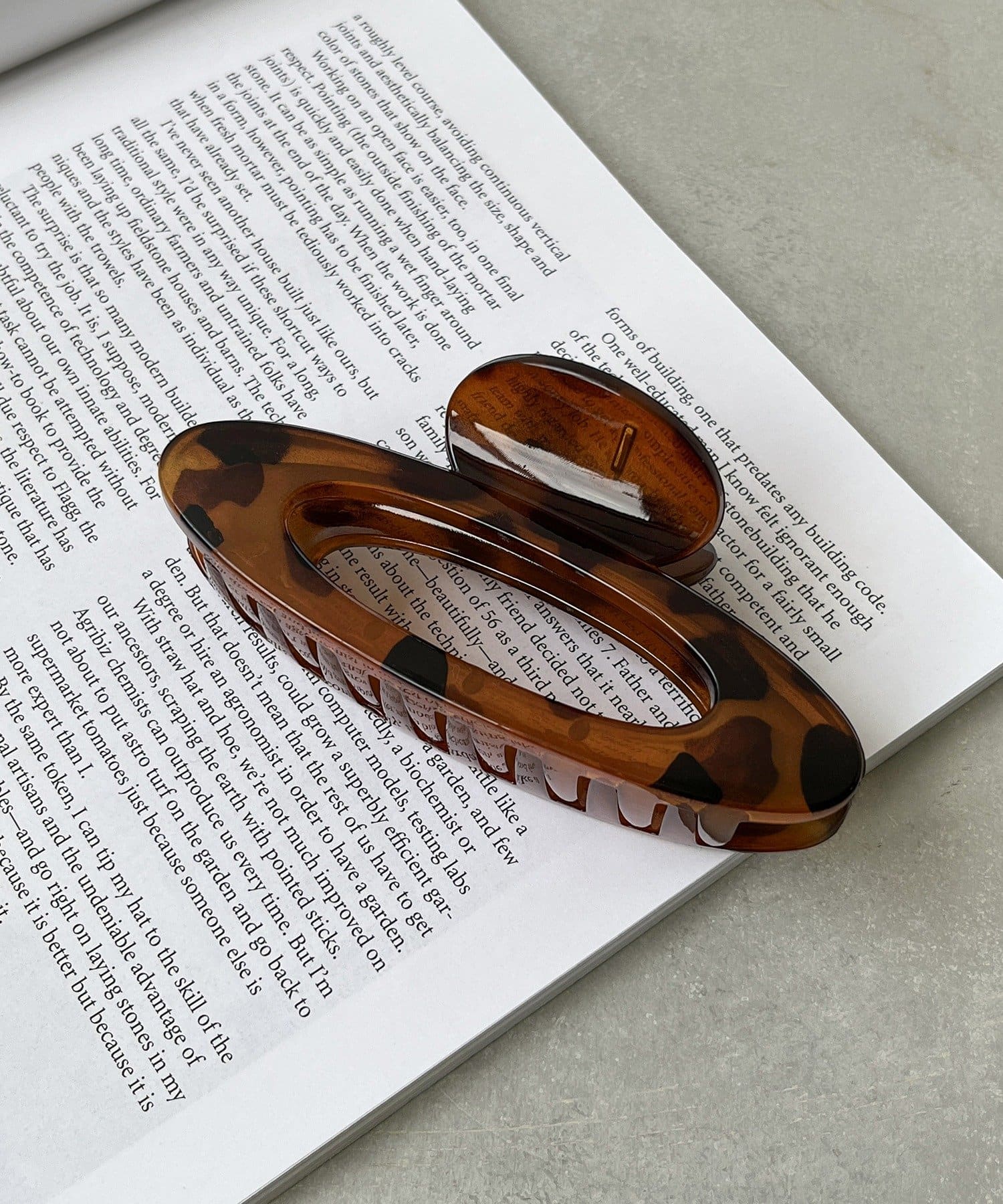 3COINS(スリーコインズ) クリヌキラウンドバンス