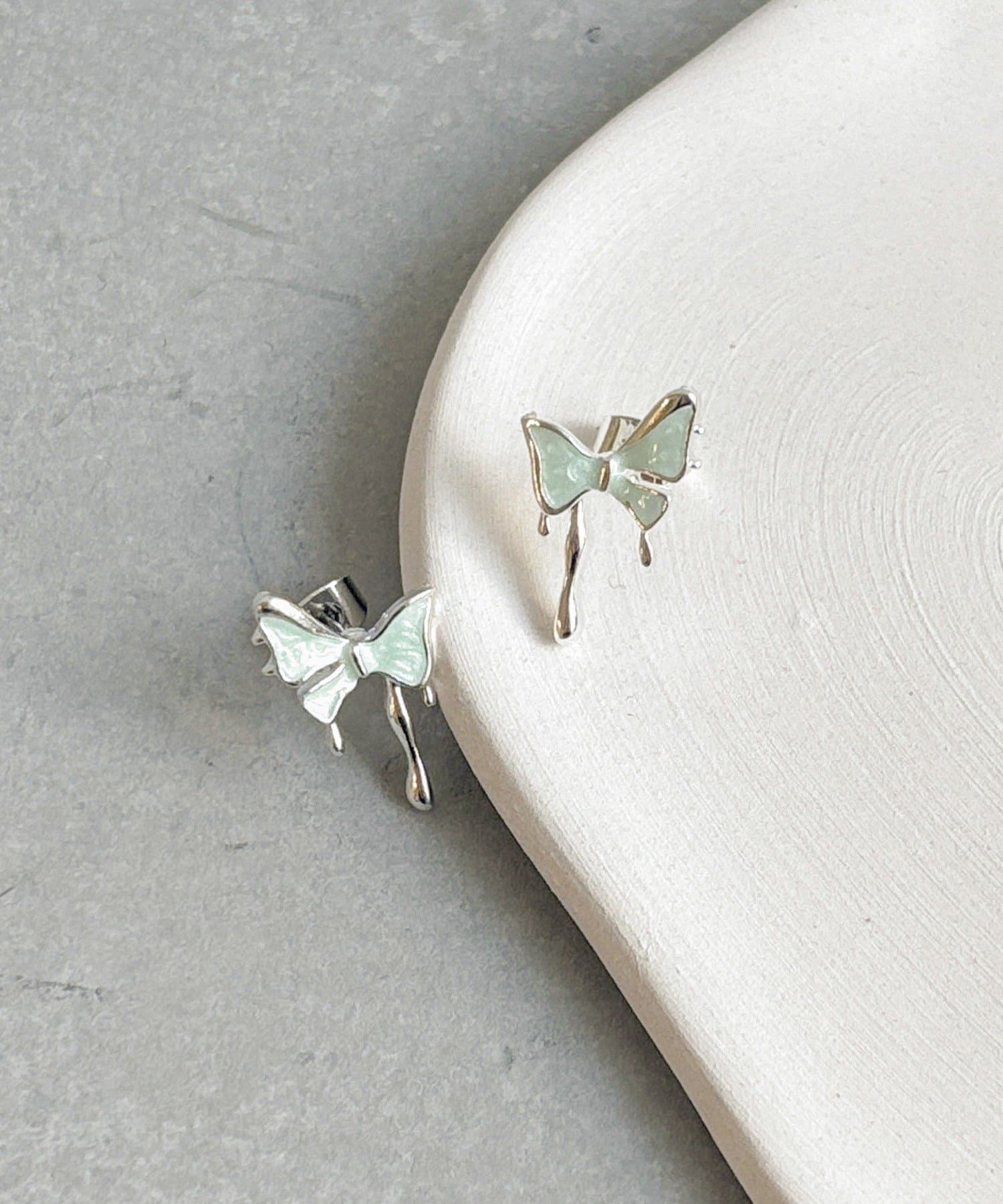 3COINS(スリーコインズ) カラーバタフライピアス