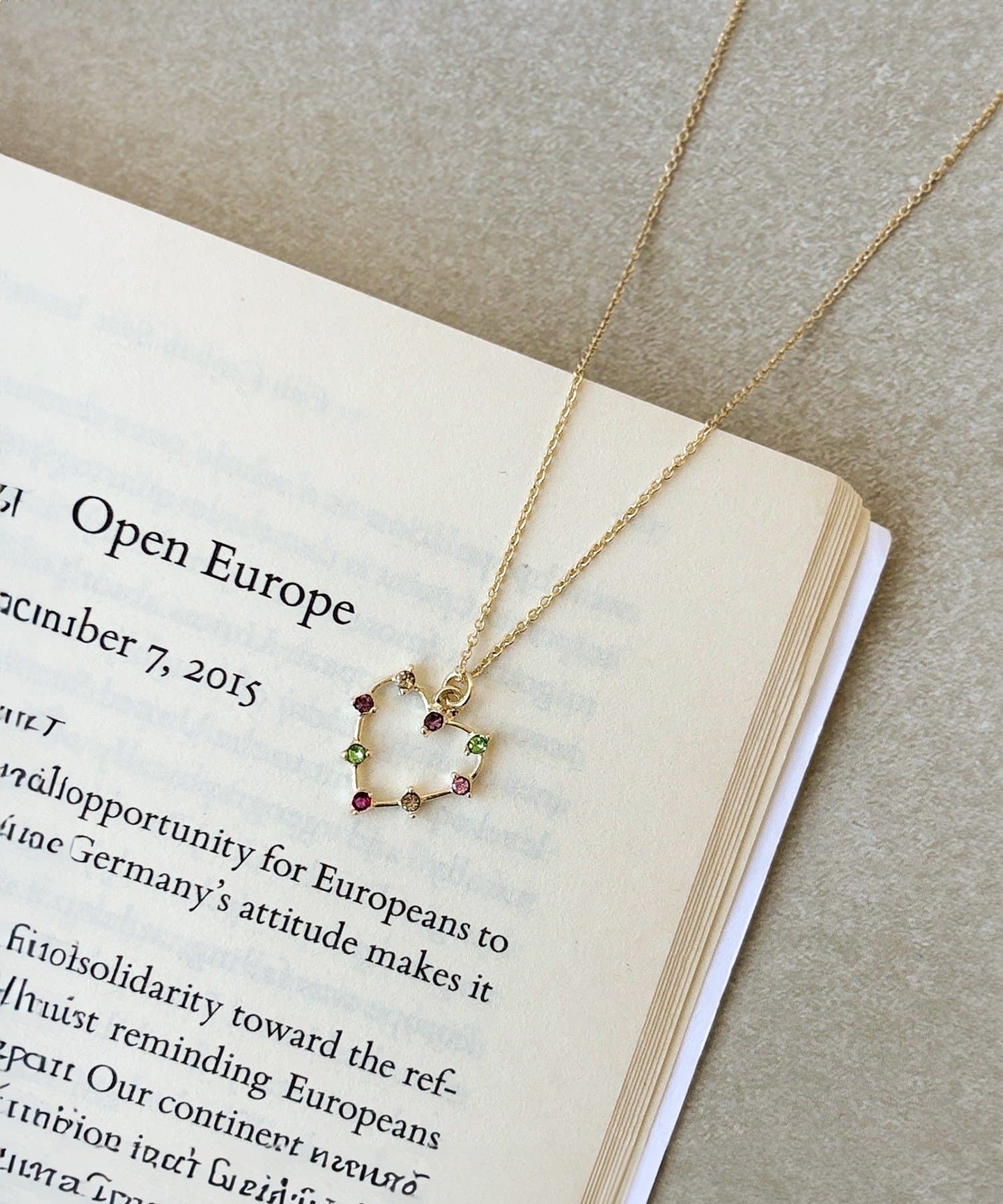 3COINS(スリーコインズ) ストーンハートショートネックレス