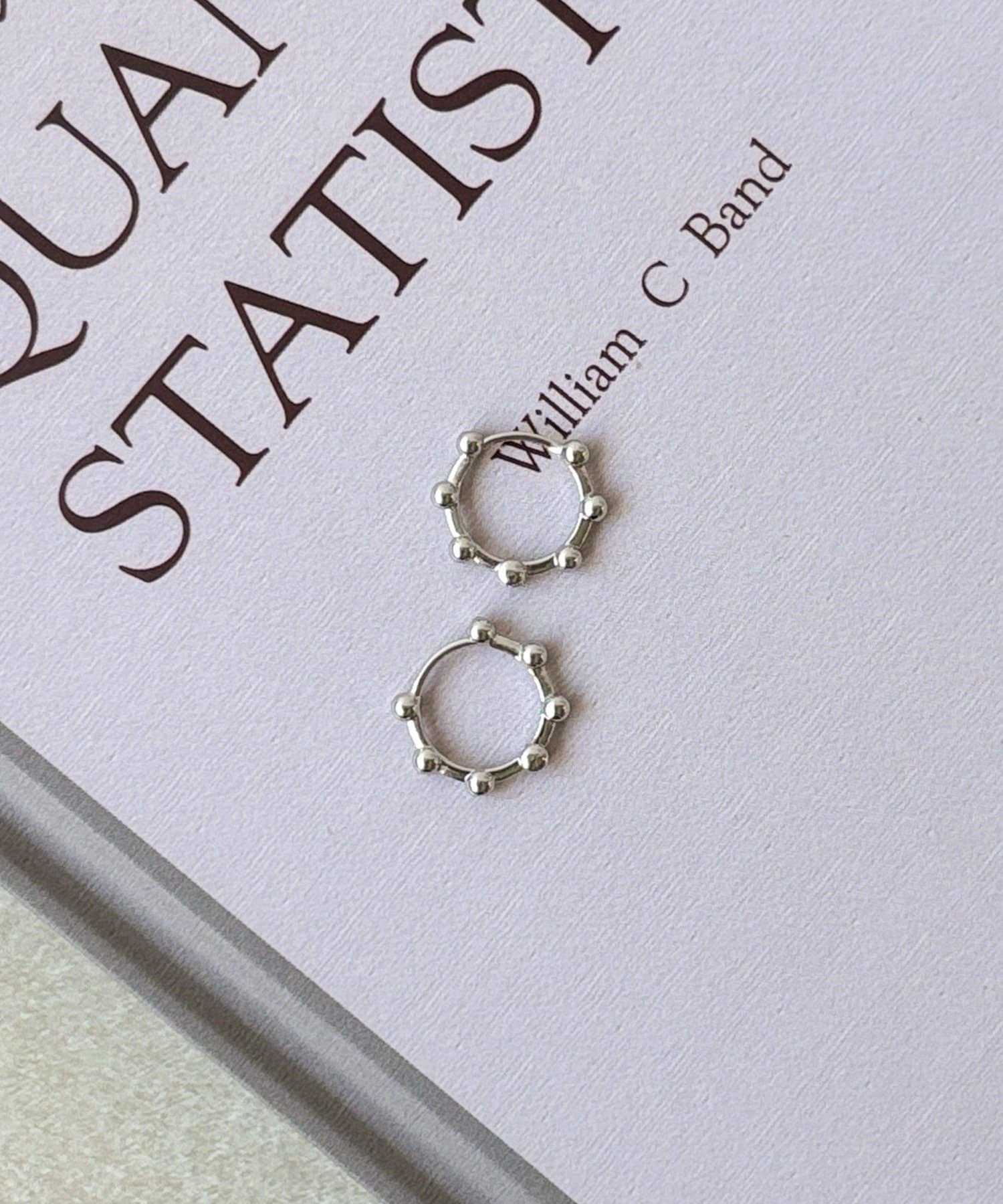 3COINS(スリーコインズ) ドットメタルワンタッチピアス