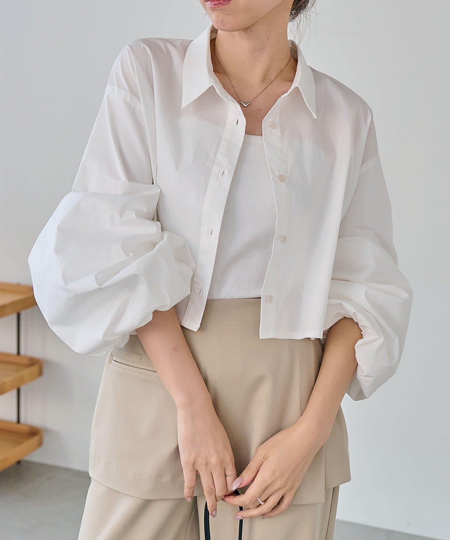 CAPRICIEUX LE'MAGE(カプリシュレマージュ) 袖バルーンクロップシャツ