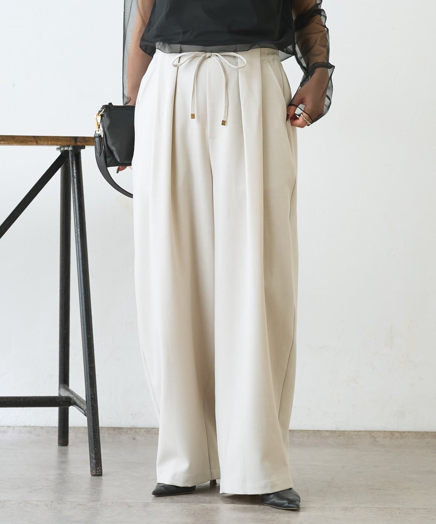 Jena　espace merveilleux(ジェナ　エスパスメルヴェイユ) リボンタックワイドパンツ