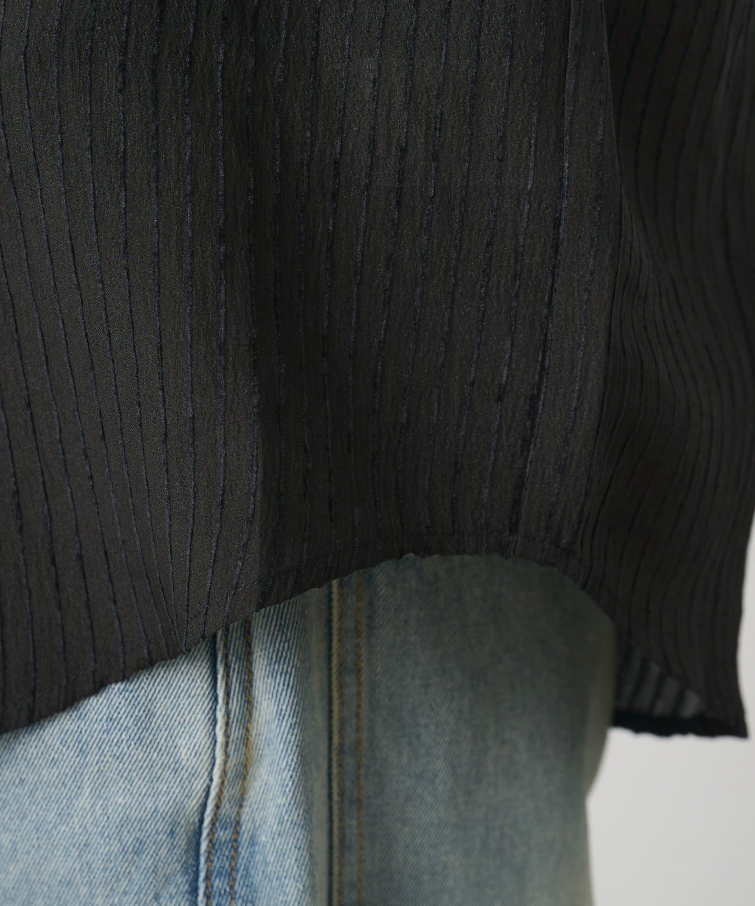 COLONY 2139(コロニー トゥーワンスリーナイン) シャドーストライプ長袖シャツ