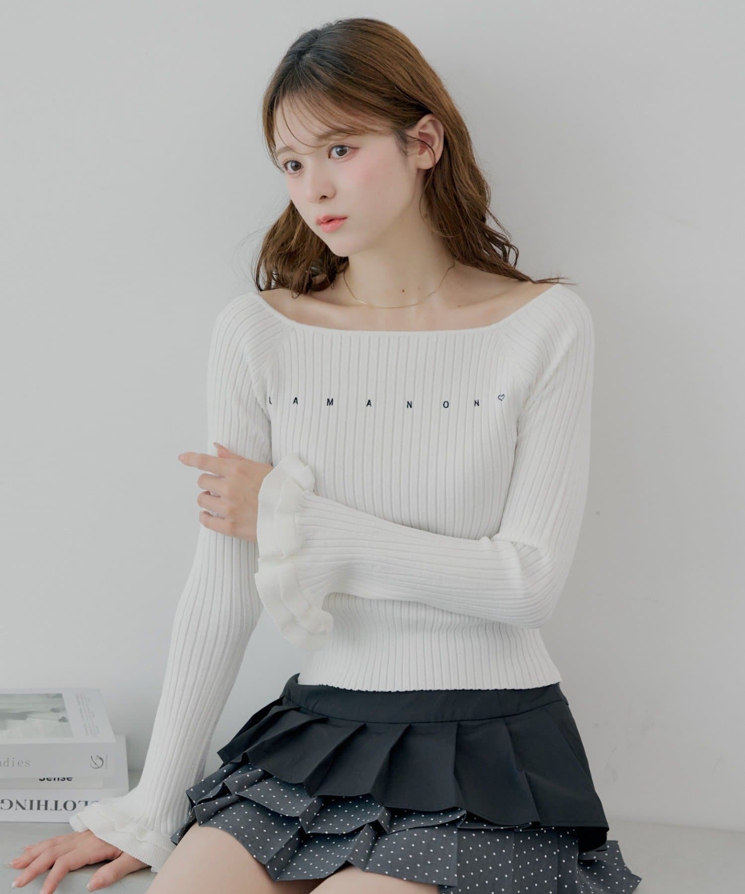 Chico(チコ) 袖フレアニット