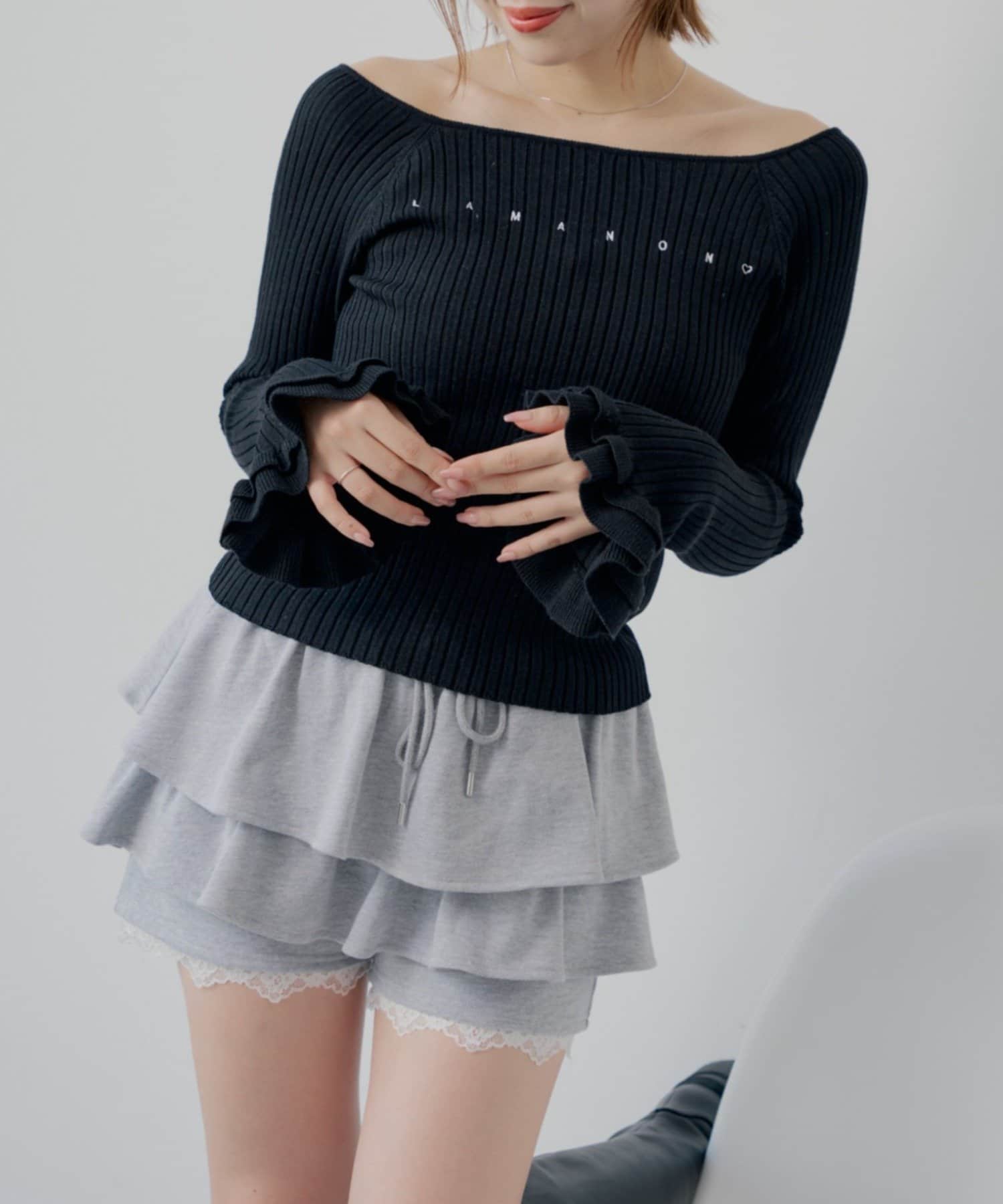 Chico(チコ) 袖フレアニット