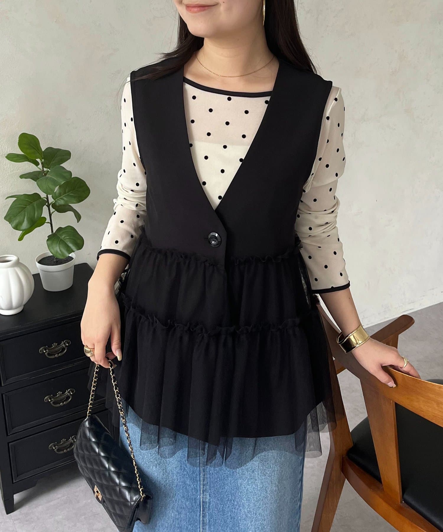 prose verse(プロズヴェール) ティアードチュールVネックペプラムジレ