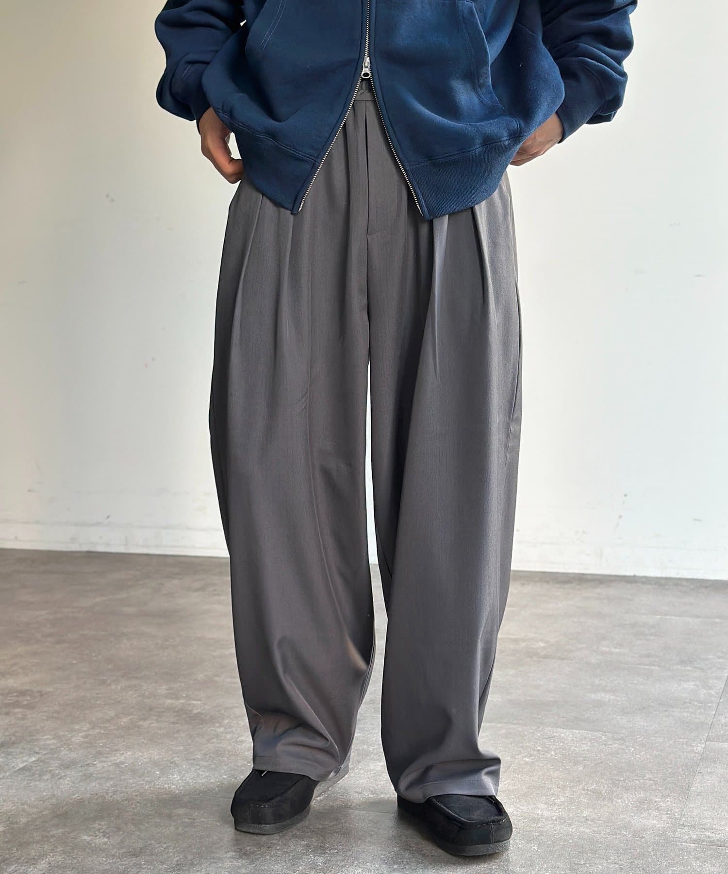 CPCM(シーピーシーエム) 【全骨格対応】タックワイドイージースラックス