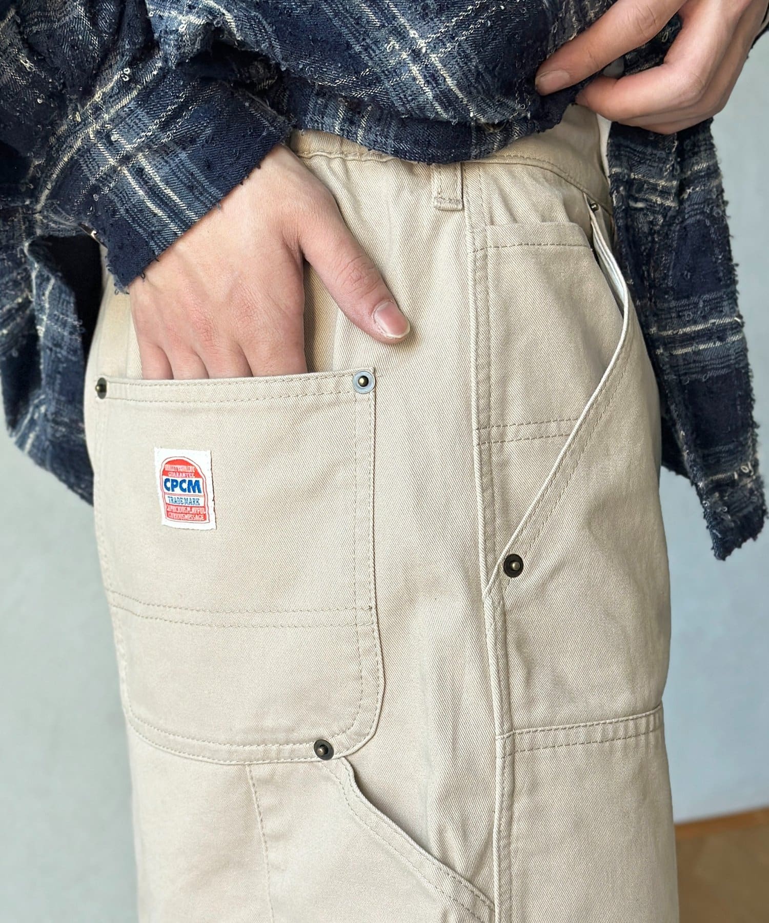 CPCM(シーピーシーエム) ダブルニーカーブペインターパンツ