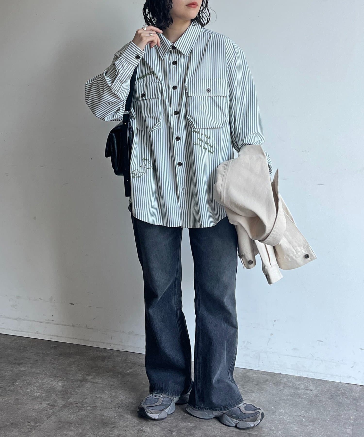 CPCM(シーピーシーエム) 落書き刺繍シャツ