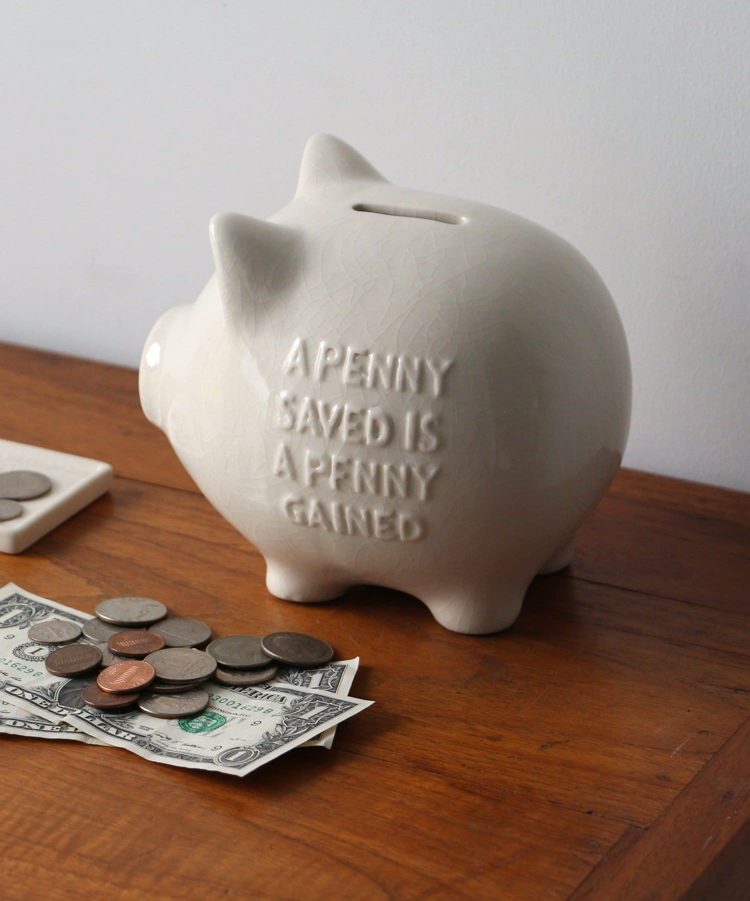 BIRTHDAY BAR(バースデイバー) CRACKLE PIGGY BANK　ヴィンテージの風合いのブタの貯金箱