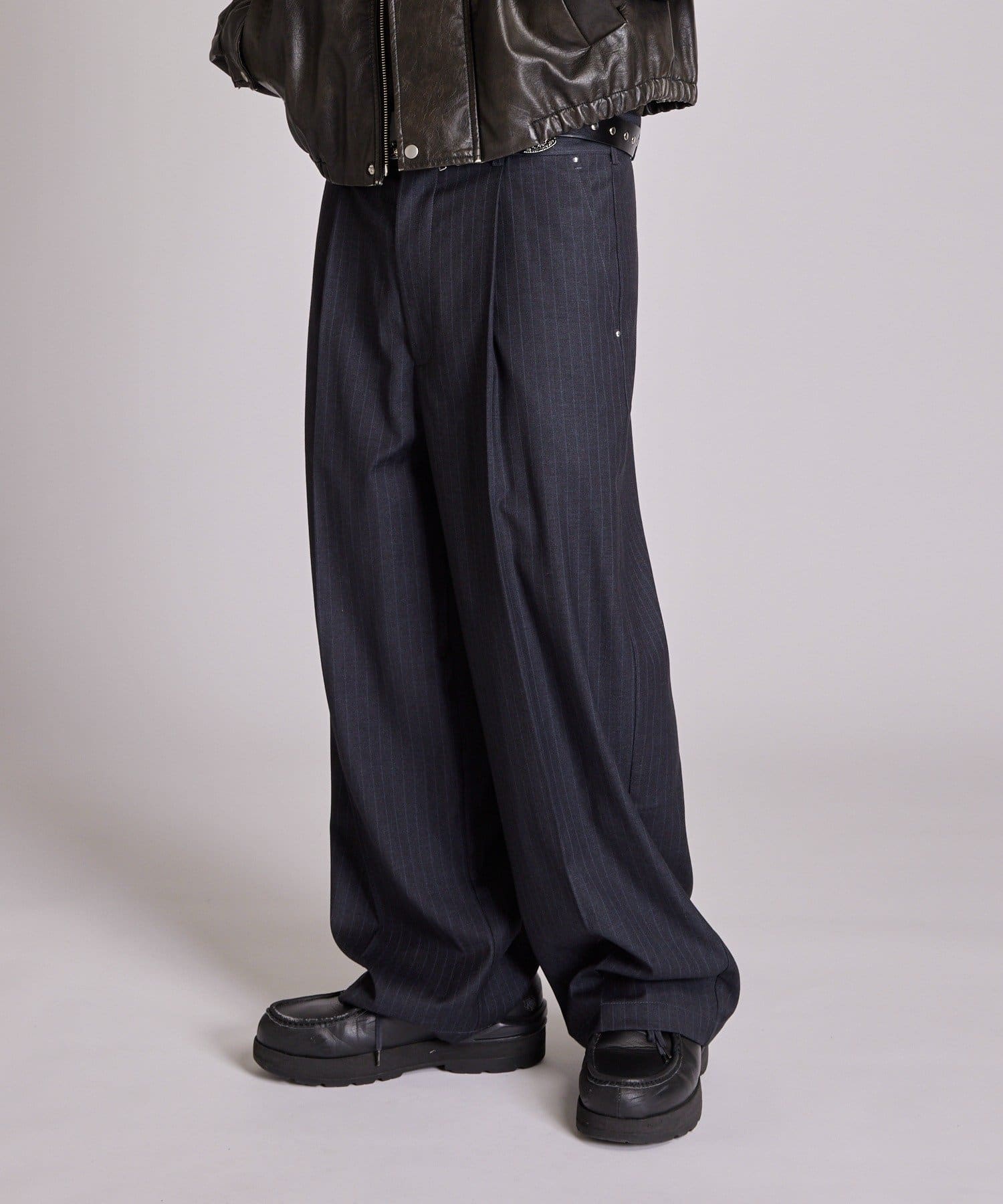 OUTLET(アウトレット) 【WHO'S WHO gallery】ワンタックスタッズスラックス