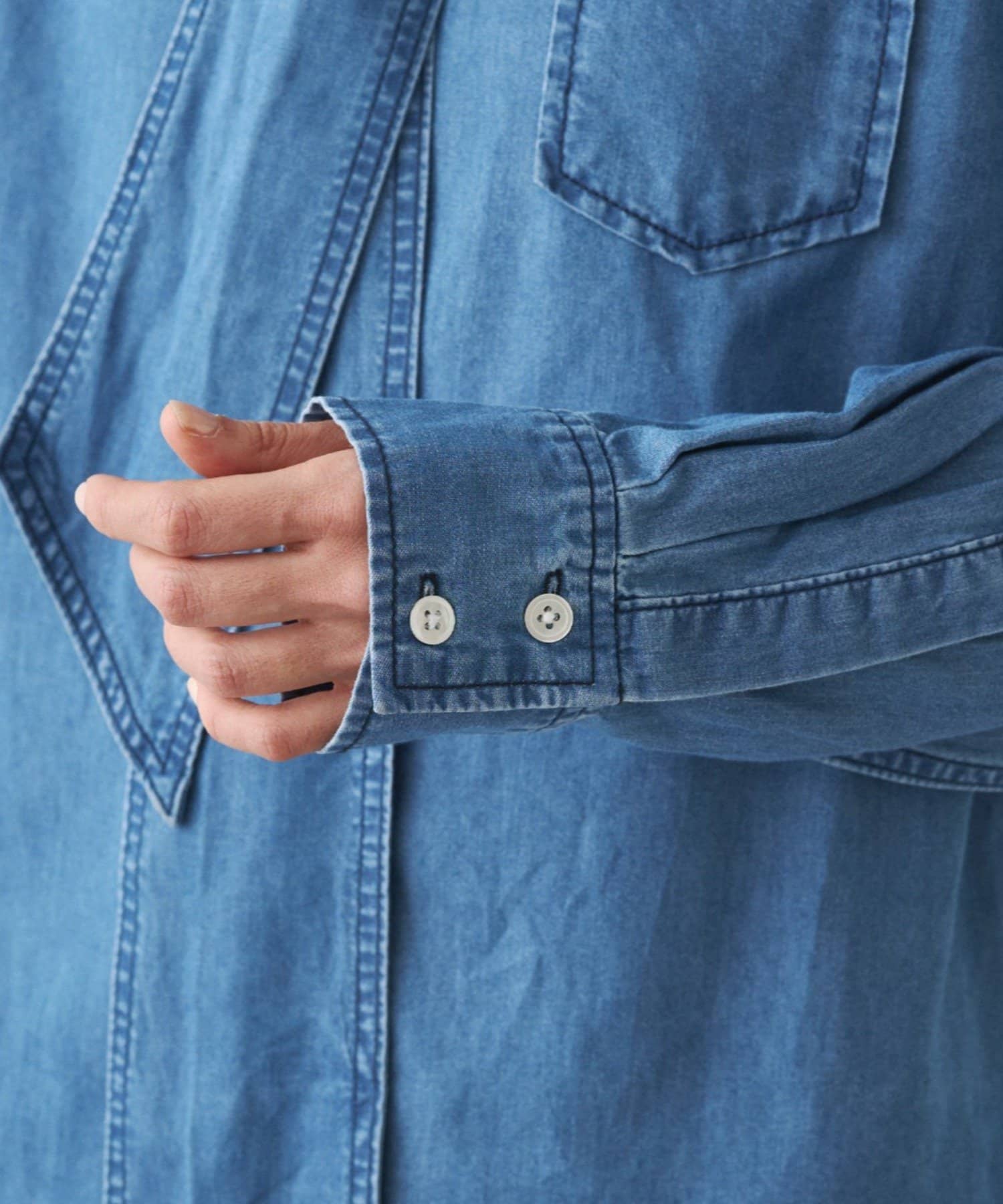 LOUNGEDRESS(ラウンジドレス) ライトデニムボウタイブラウス