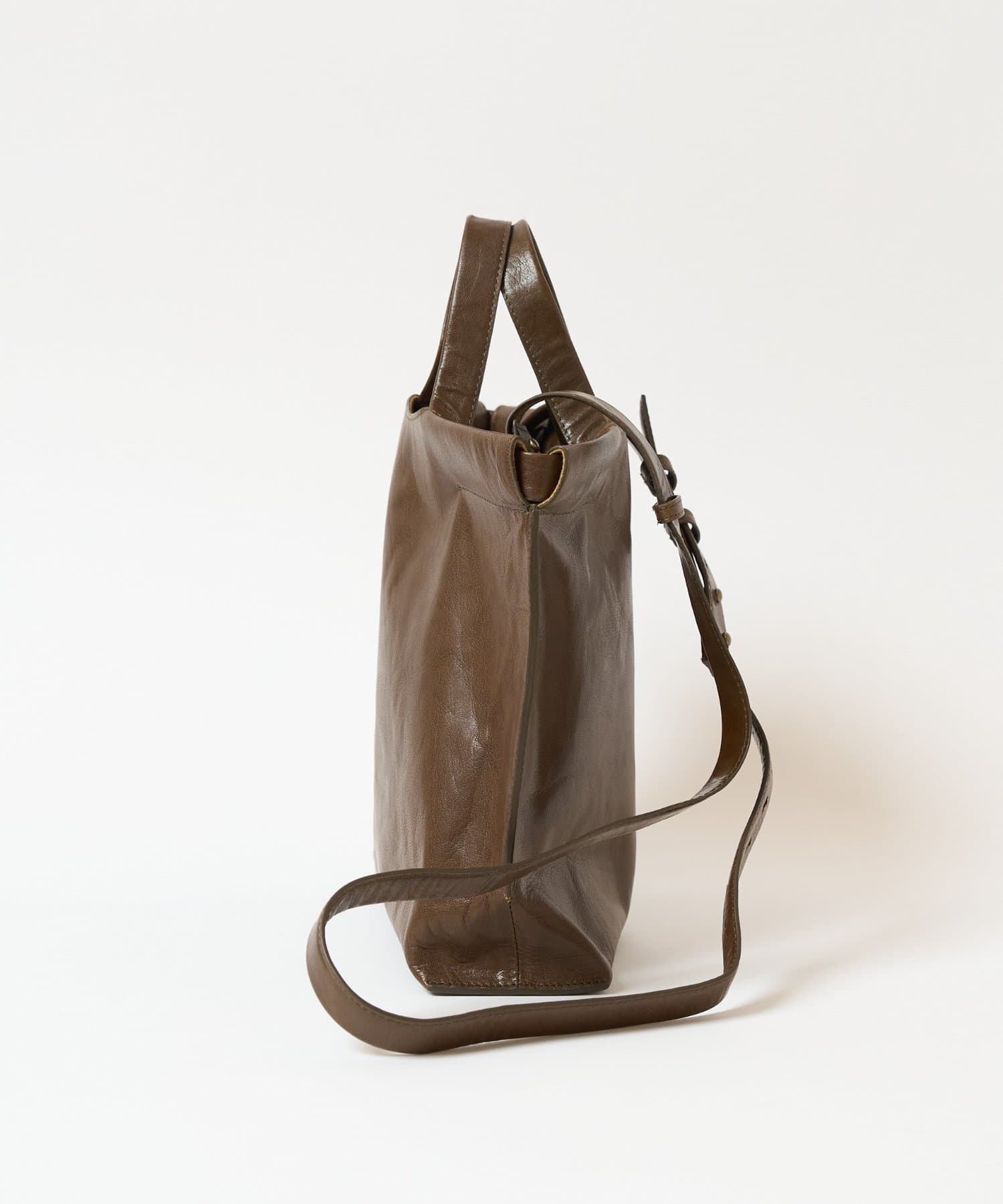 ☆ビアズリー 2WAYトートBAG☆ Bea Mombaers》レザー2Wayトートバッグ | BEARDSLEY(ビアズリー