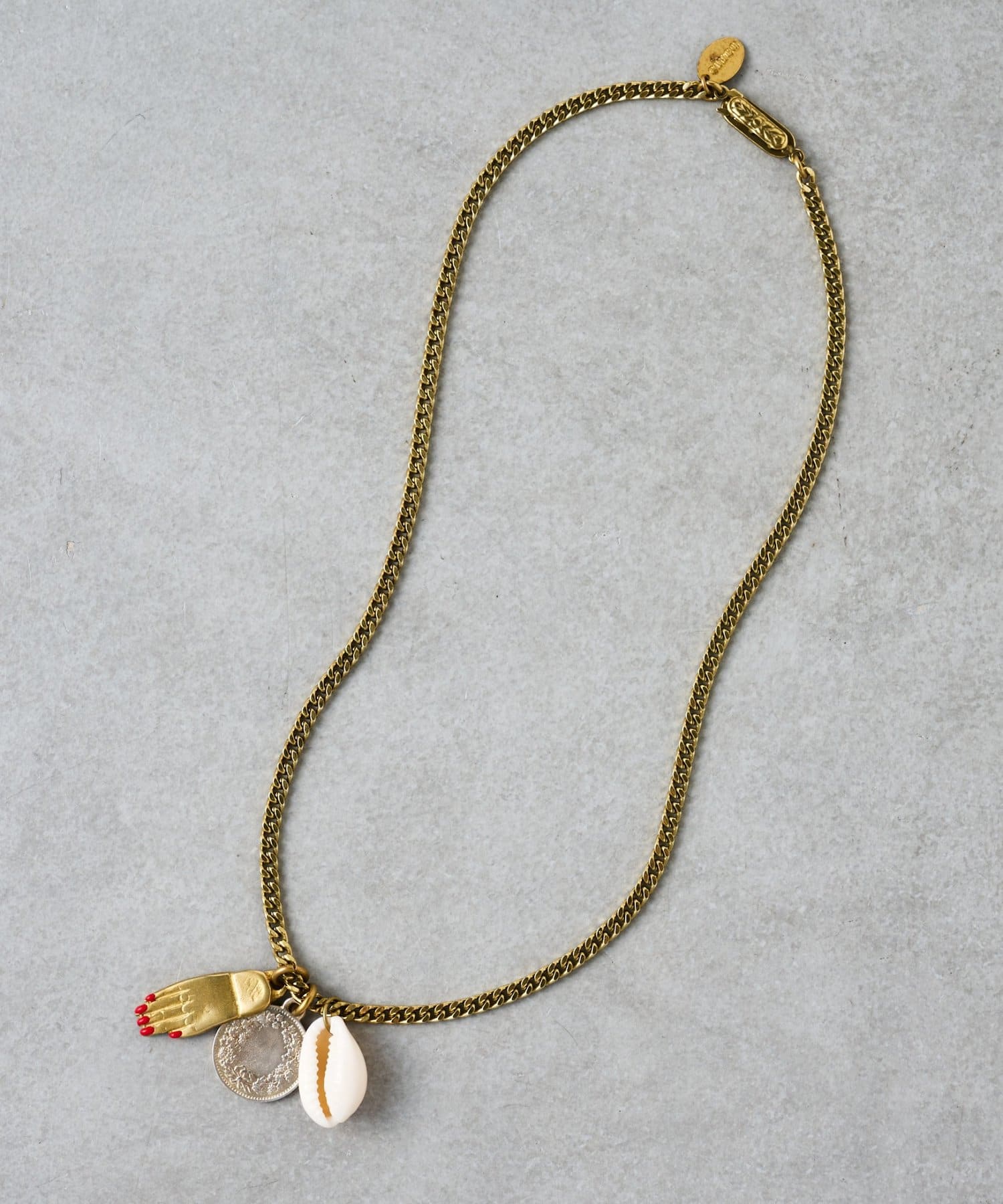 BEARDSLEY(ビアズリー) ​​​​​​​《Helena Rohner》ドロップパールピアス
