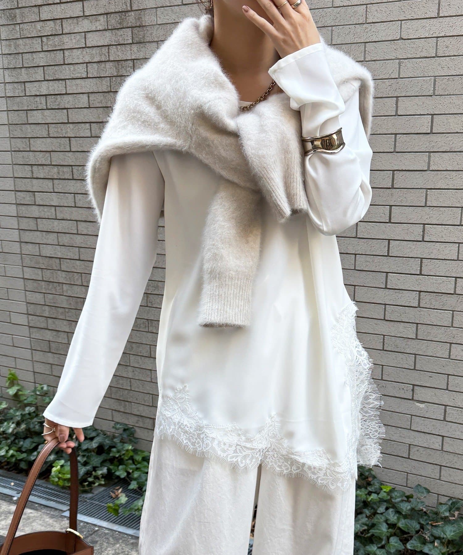 DOUDOU(ドゥドゥ) ジョーゼットアシメレース切替ブラウス