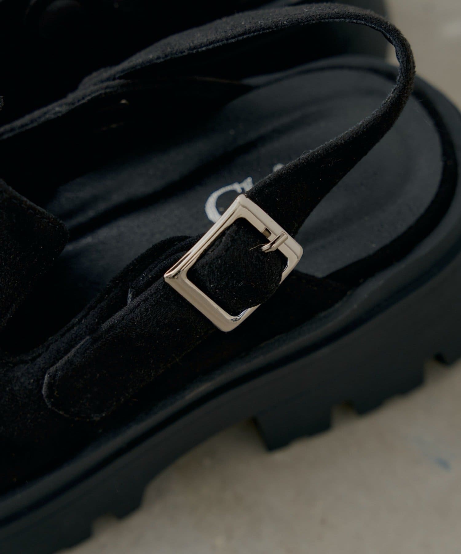 Chico(チコ) 厚底スエードサボ