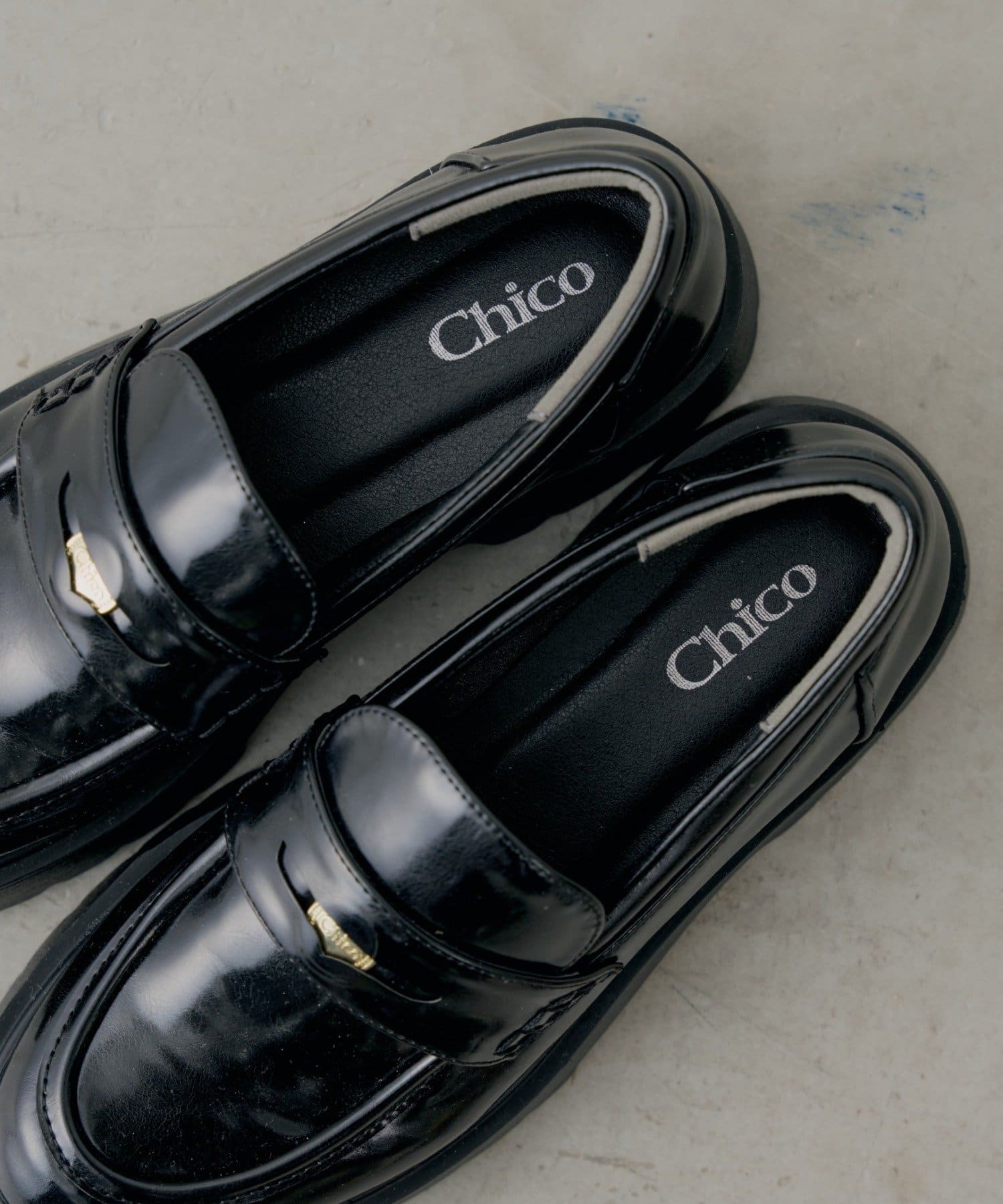 Chico(チコ) 厚底コインローファー