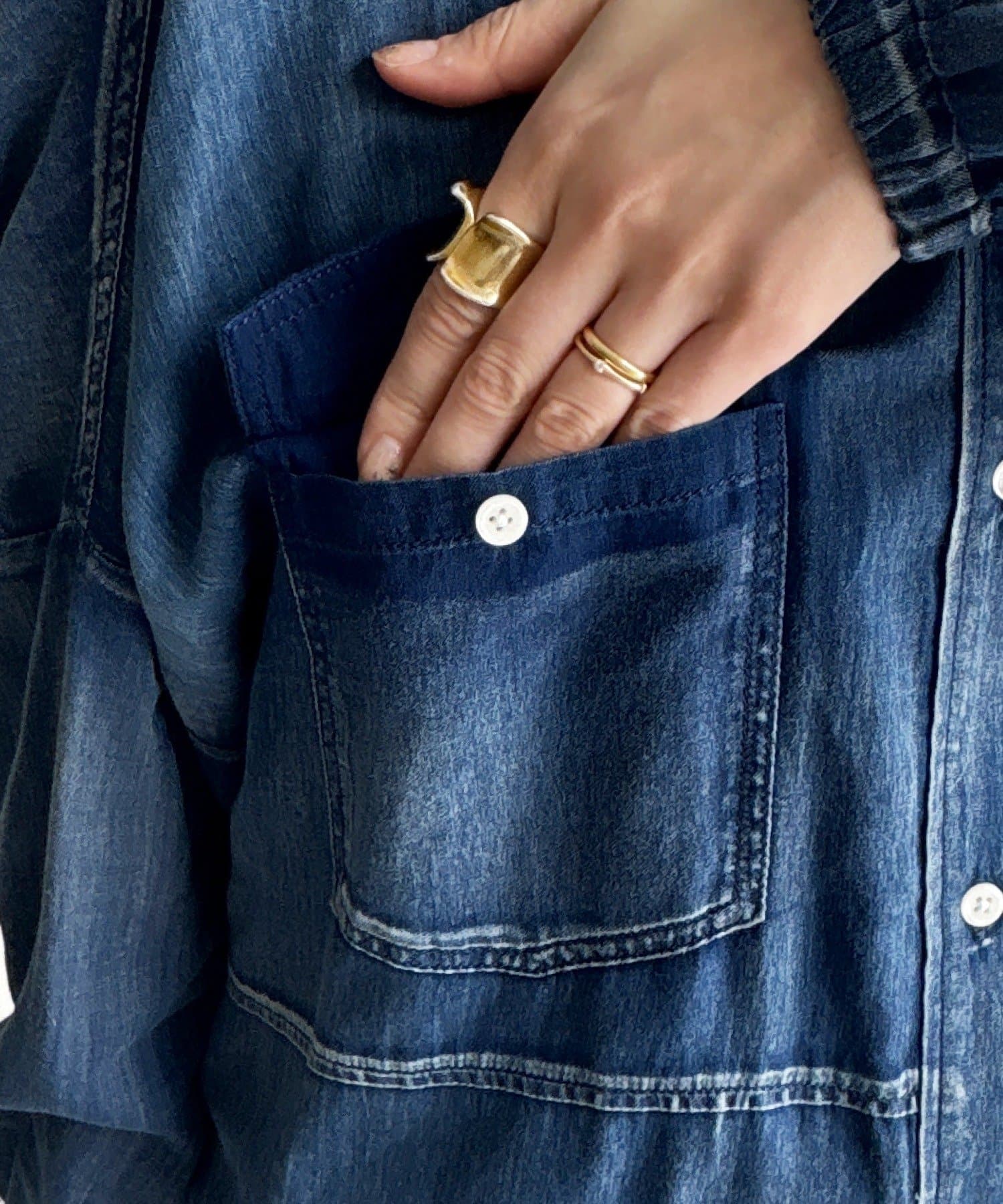 DOUDOU(ドゥドゥ) バックギャザーシアーデニムシャツ